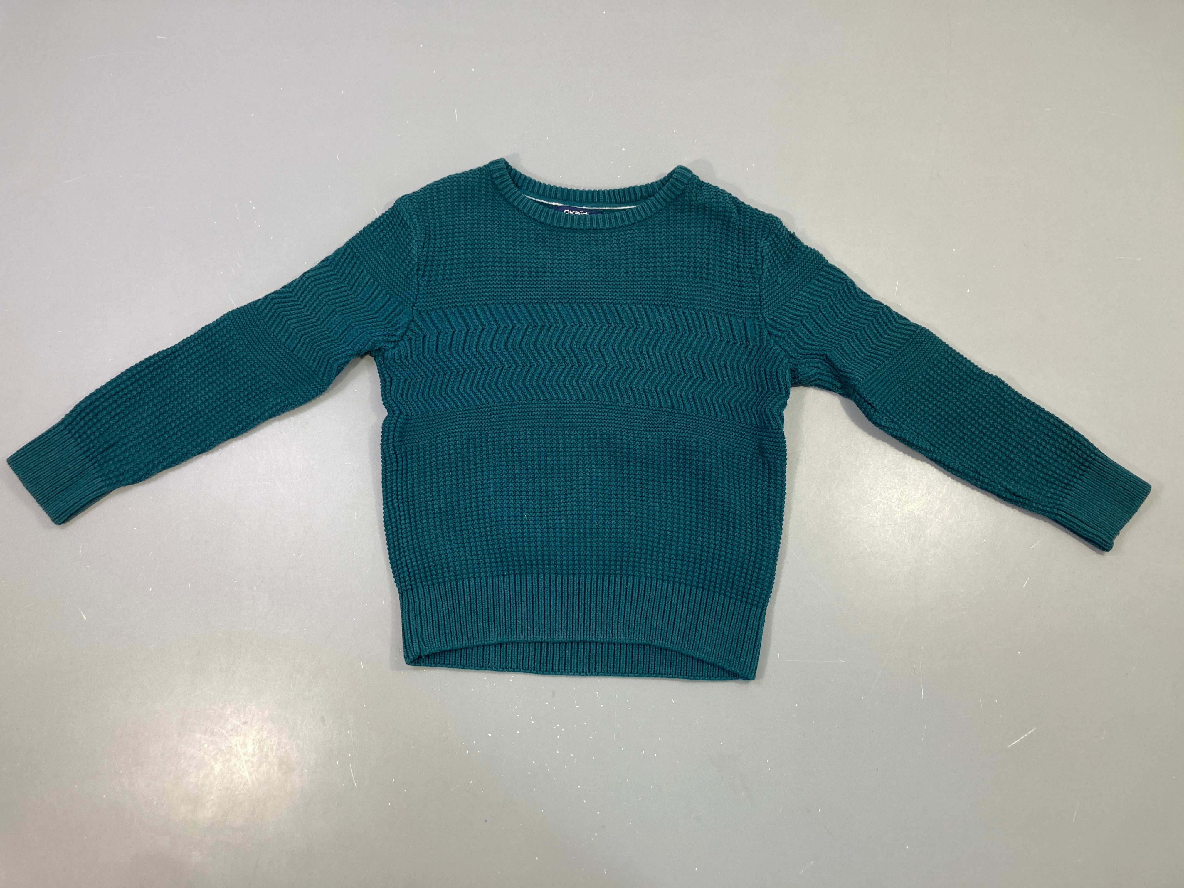 Pull vert maille texturée (taille estimée, pas d'étiquette)