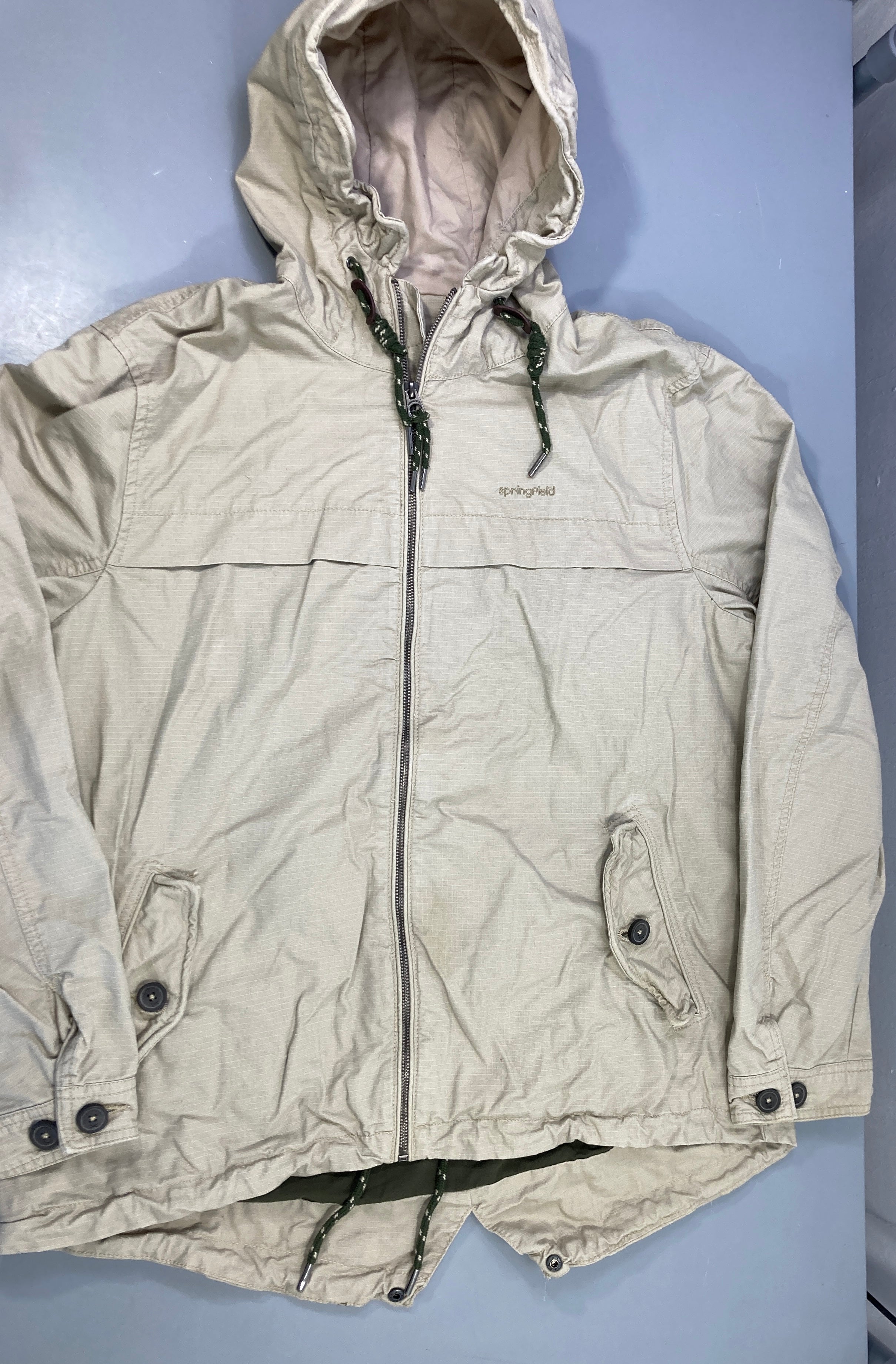 Parka zippée beige à capuche 