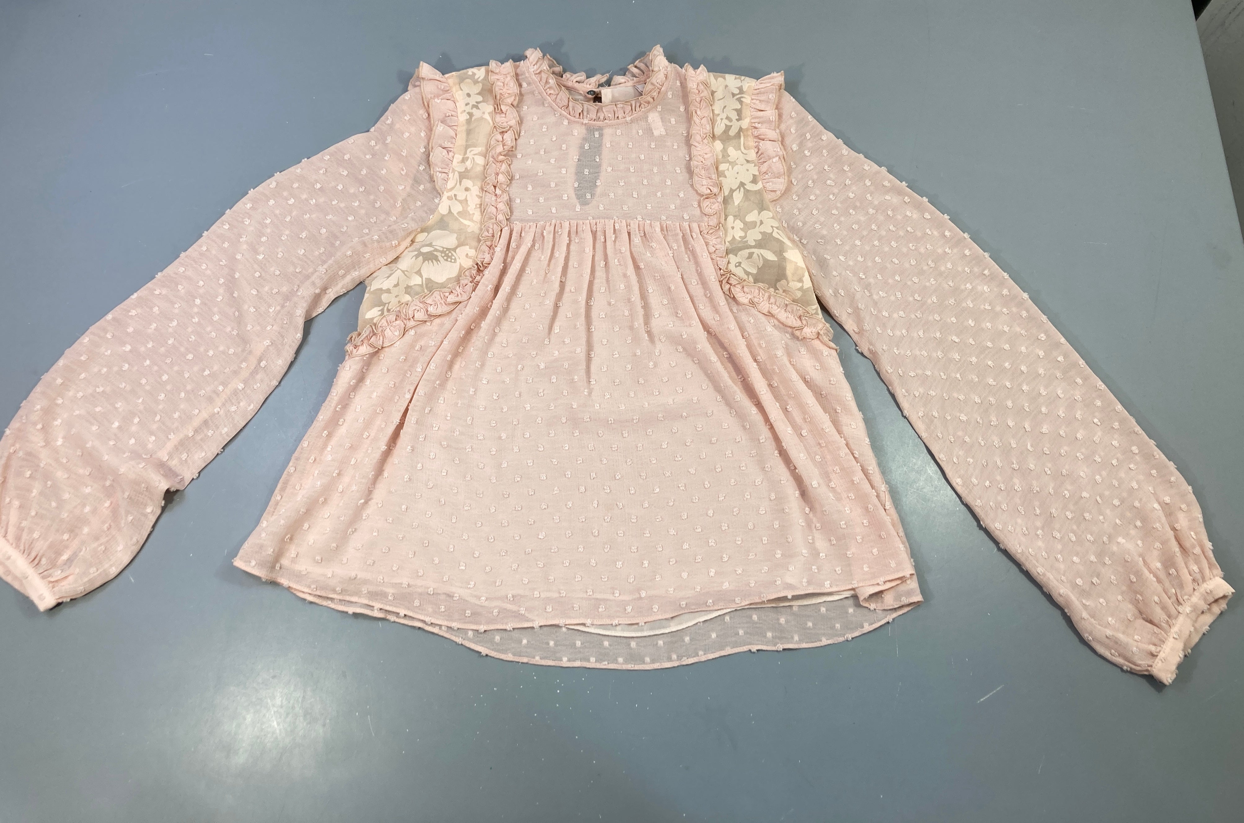 Blouse ml rose clair texturée pois col froufrou