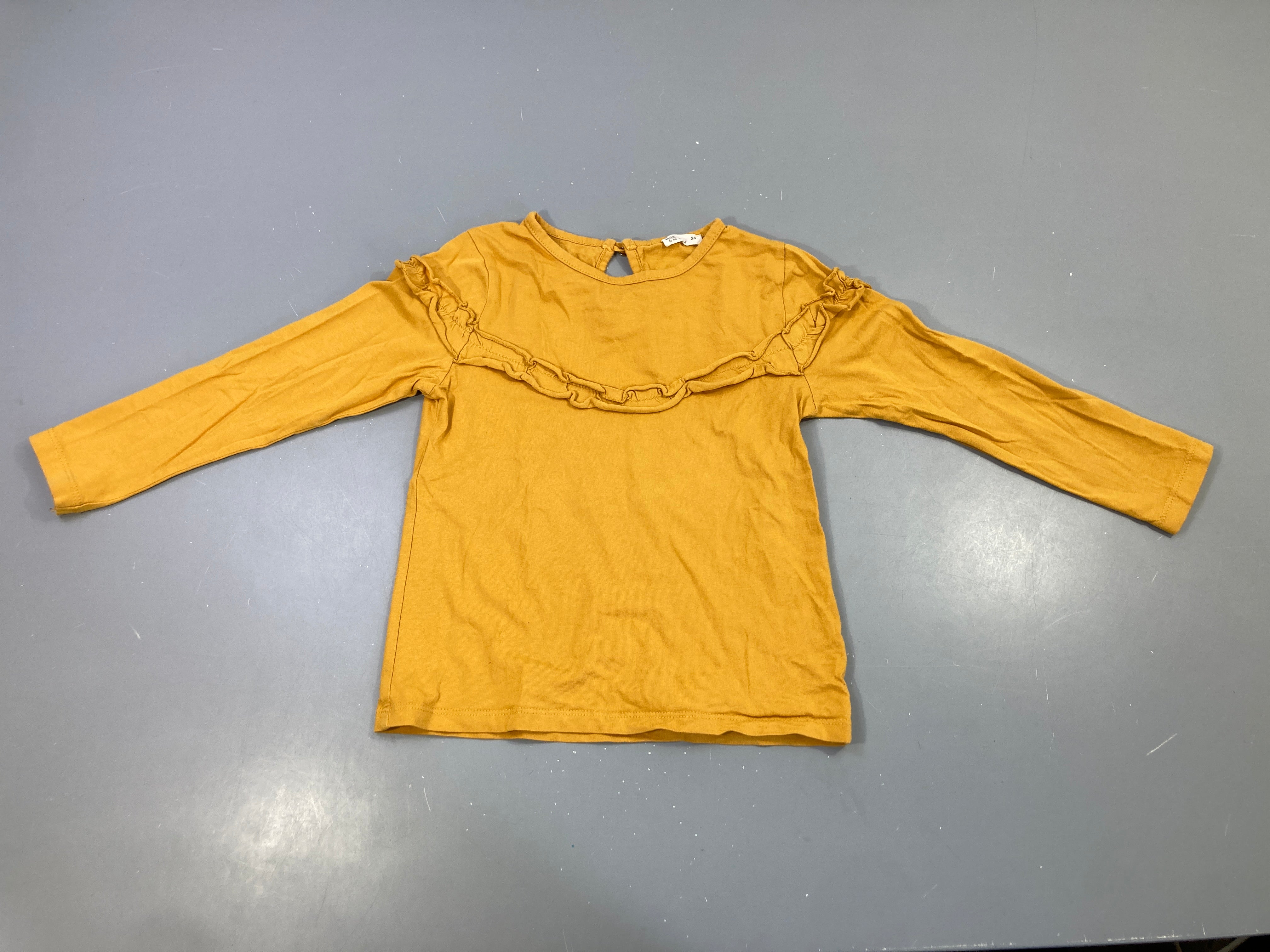 T-shirt m.l moutarde, volant col