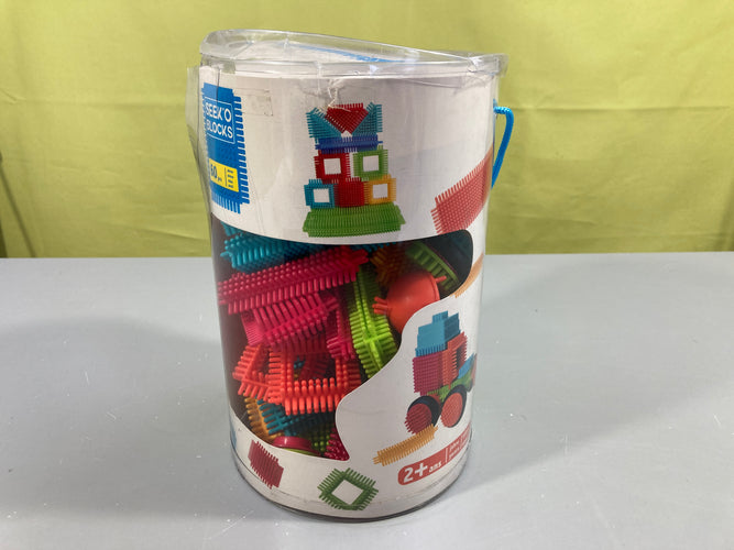 Jeu de construction blocs à piquots +2a Seek'o Blocks, moins cher chez Petit Kiwi