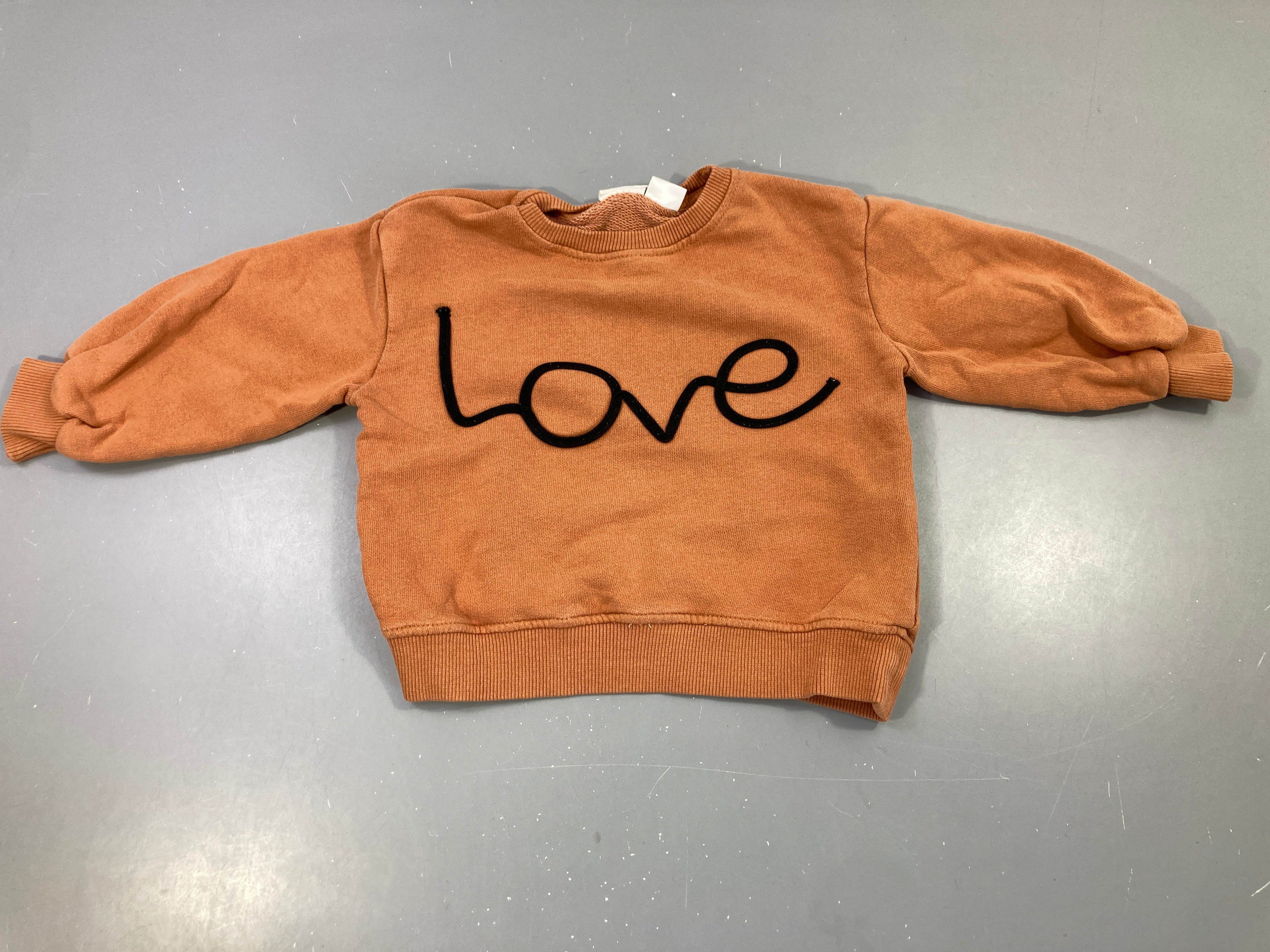 Sweat orange Love