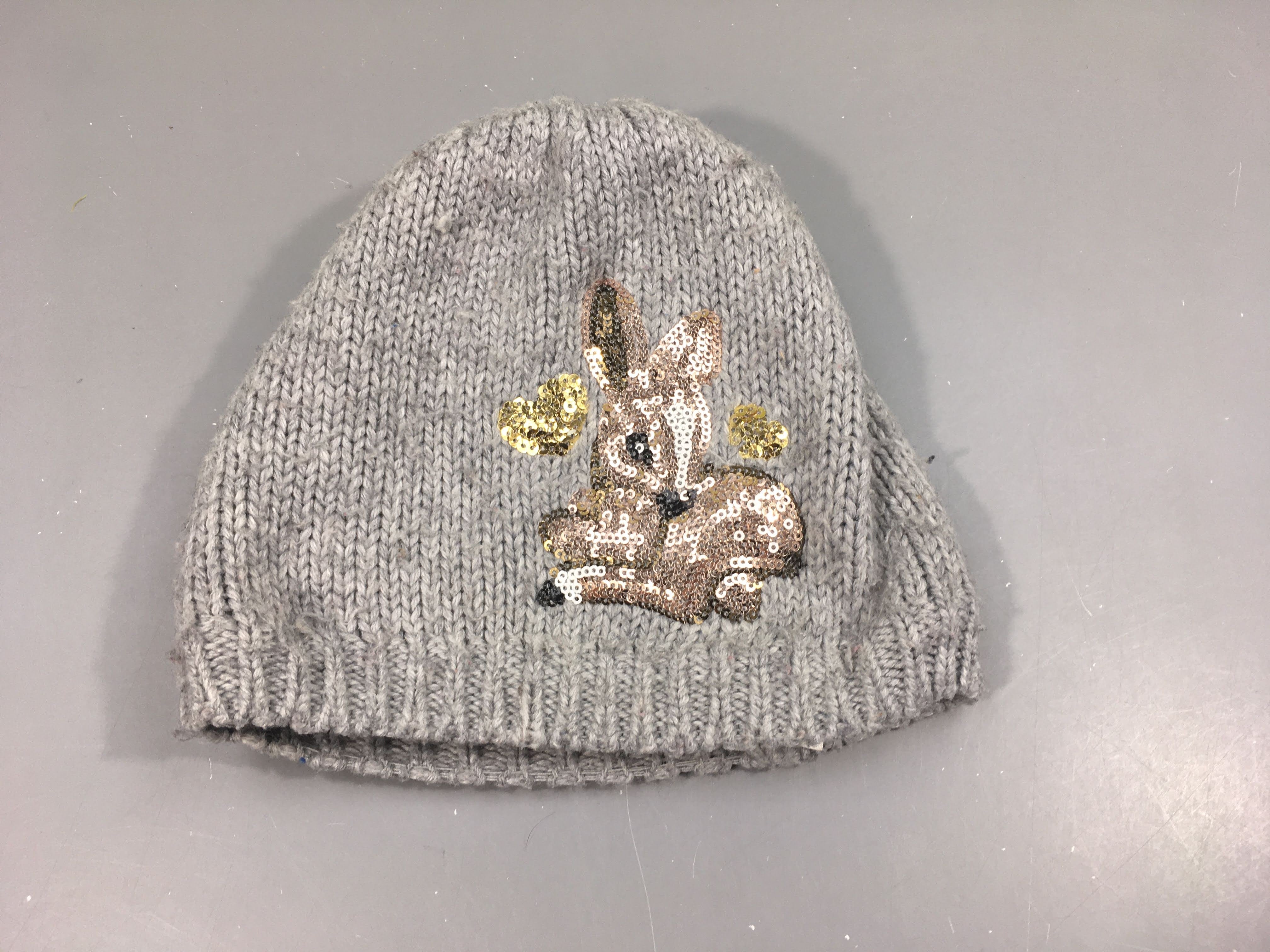 Bonnet gris faon en sequins 92-104 cm, bouloché