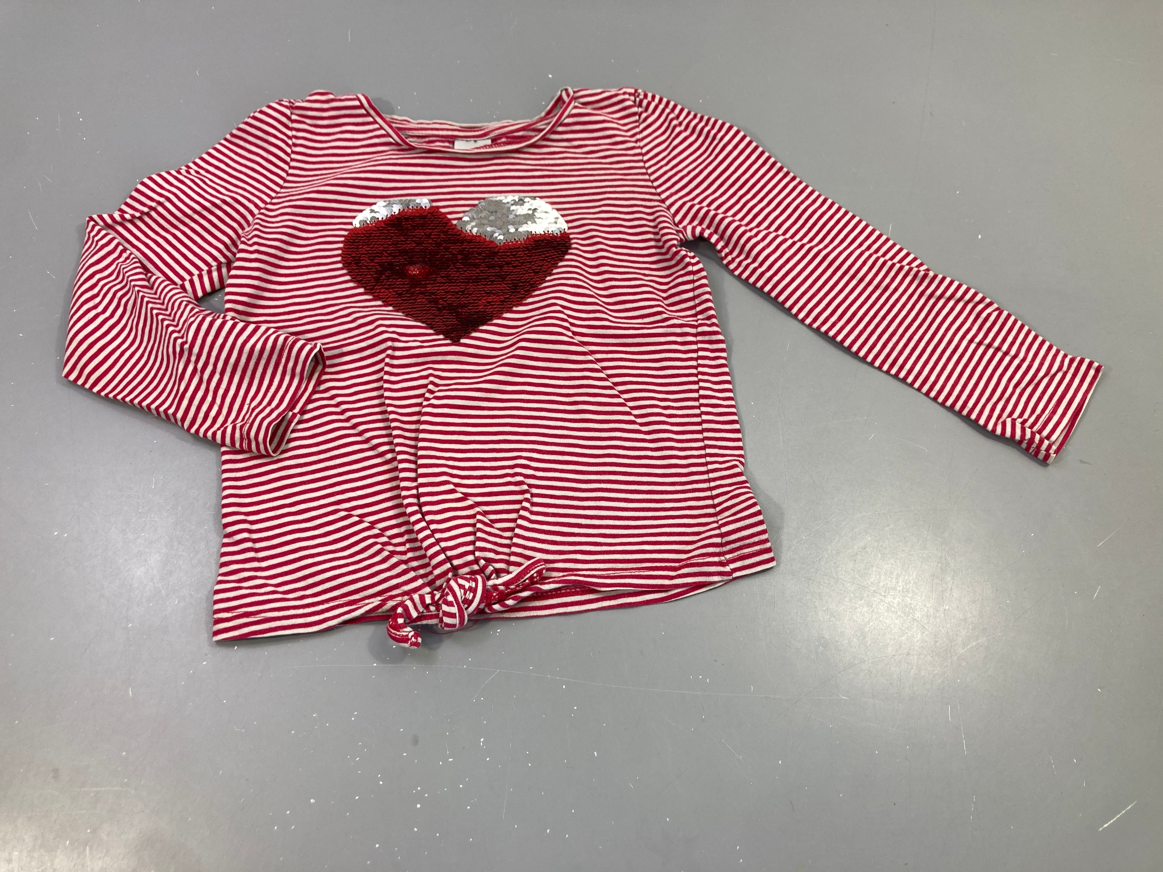 T-shirt m.l blanc rayé rose, coeur en sequins réversibles, noeud  sur le devant