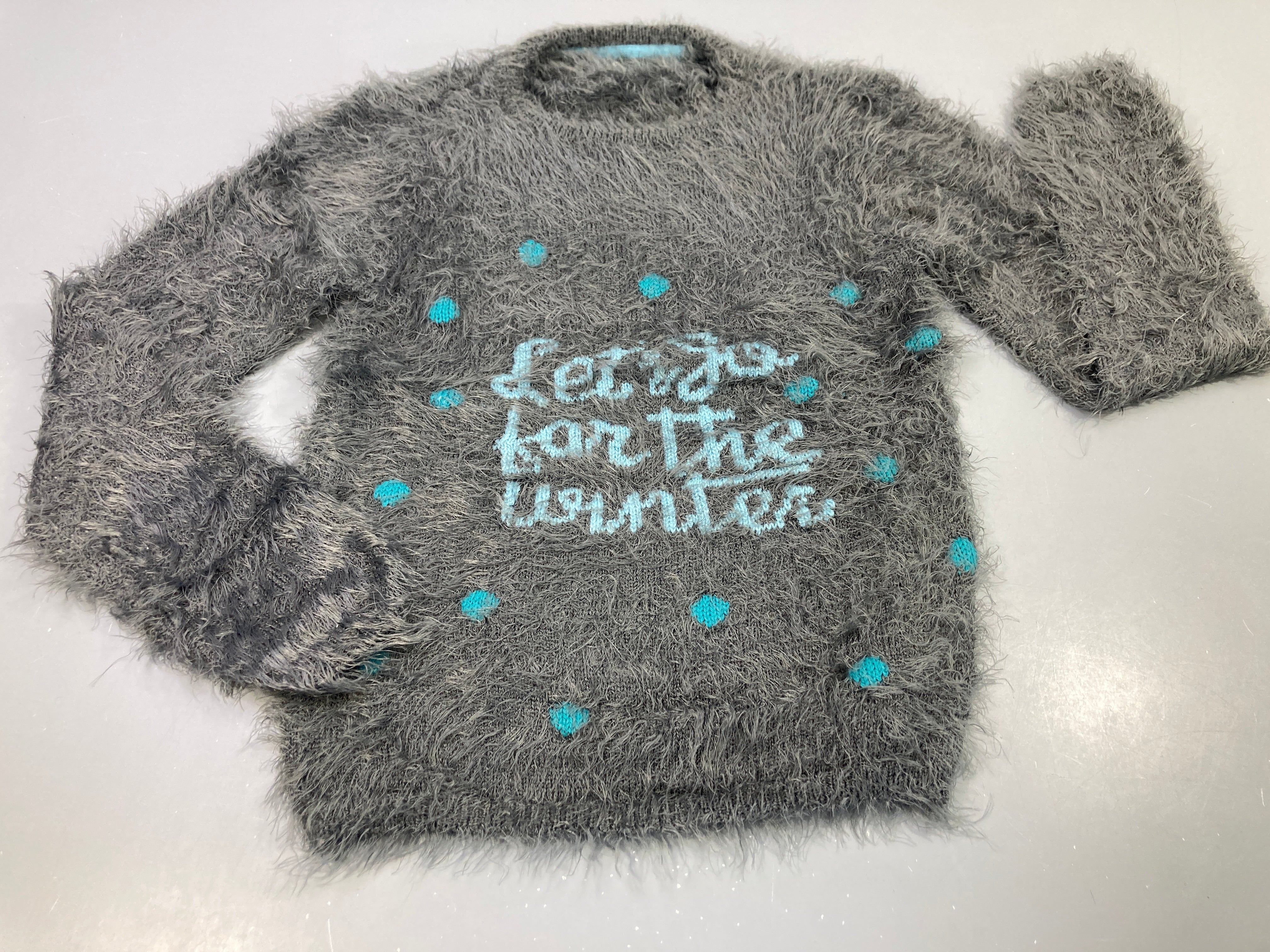 Pull peluche gris à pois turquoise  