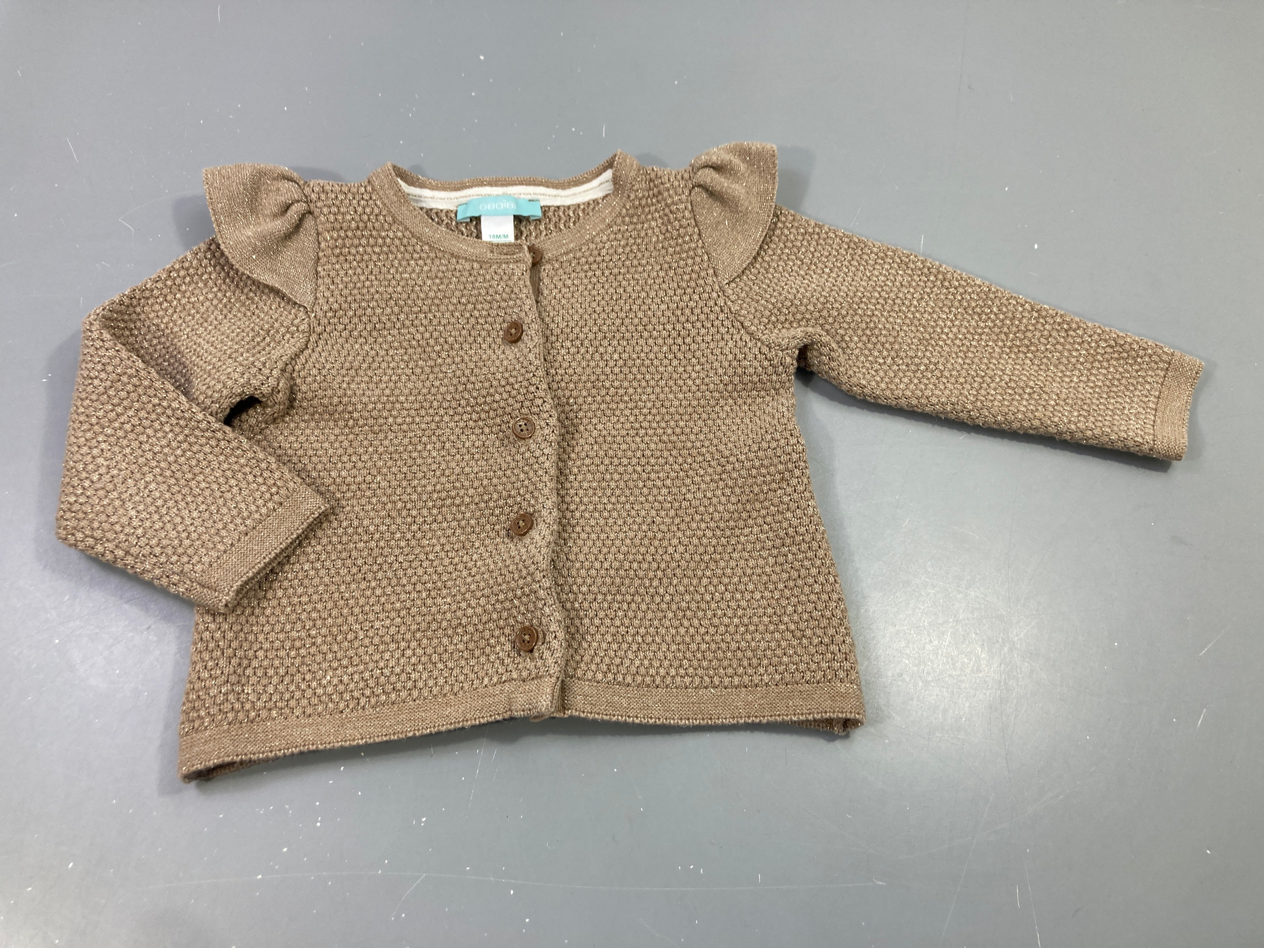 Gilet brun clair, fils dorés