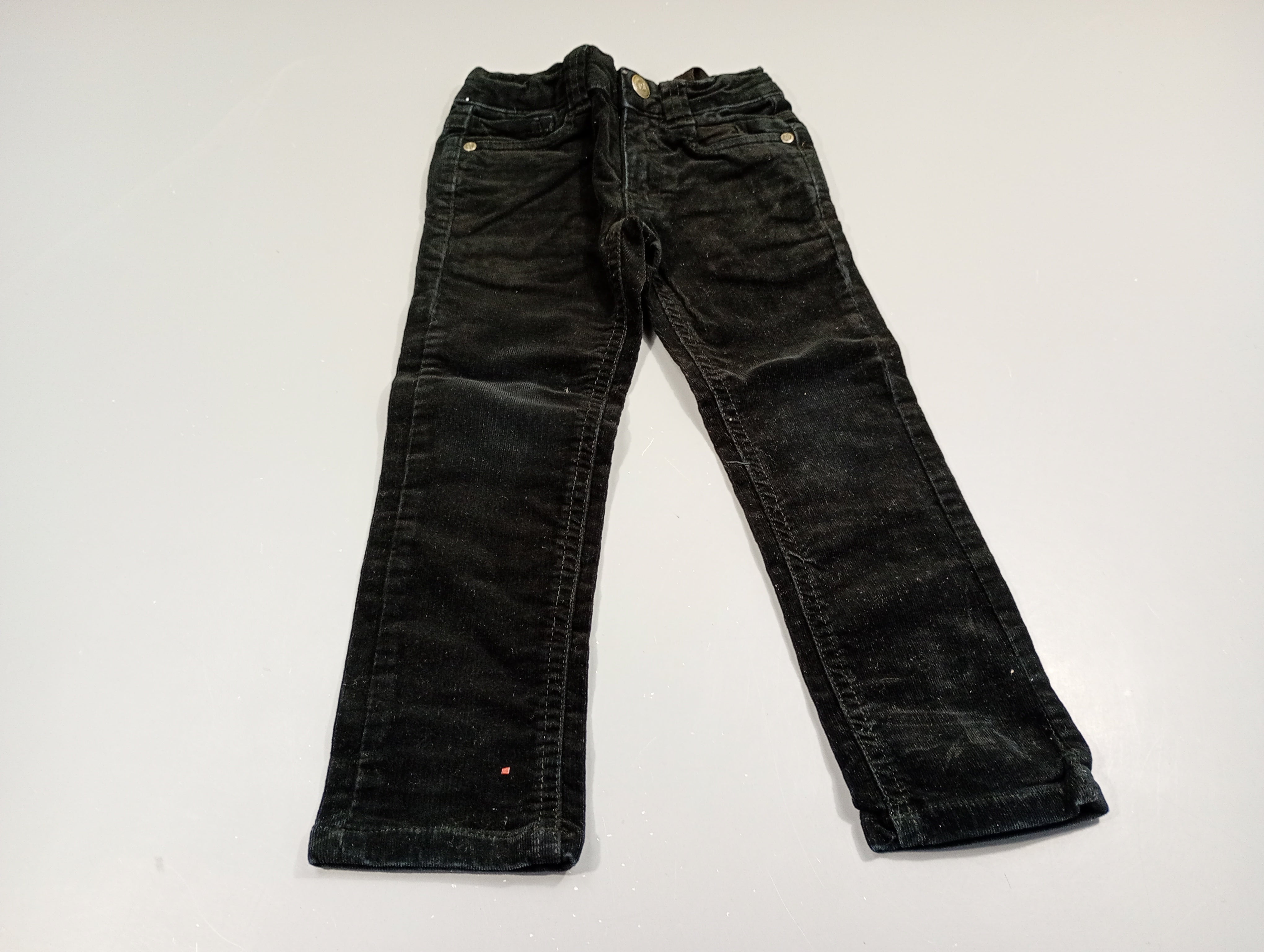Pantalon velours côtelé noir
