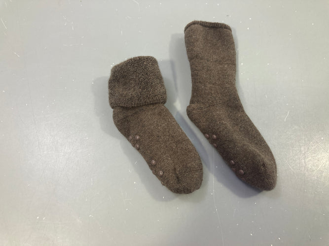 Chaussettes antidérapantes marron, moins cher chez Petit Kiwi