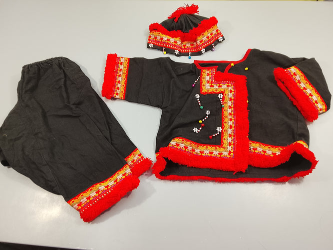 Déguisement  vêtement d'une tribu traditionnelle Thaîllandaise. Tunique + pantalon + chapeau  rouge, noir,.., moins cher chez Petit Kiwi