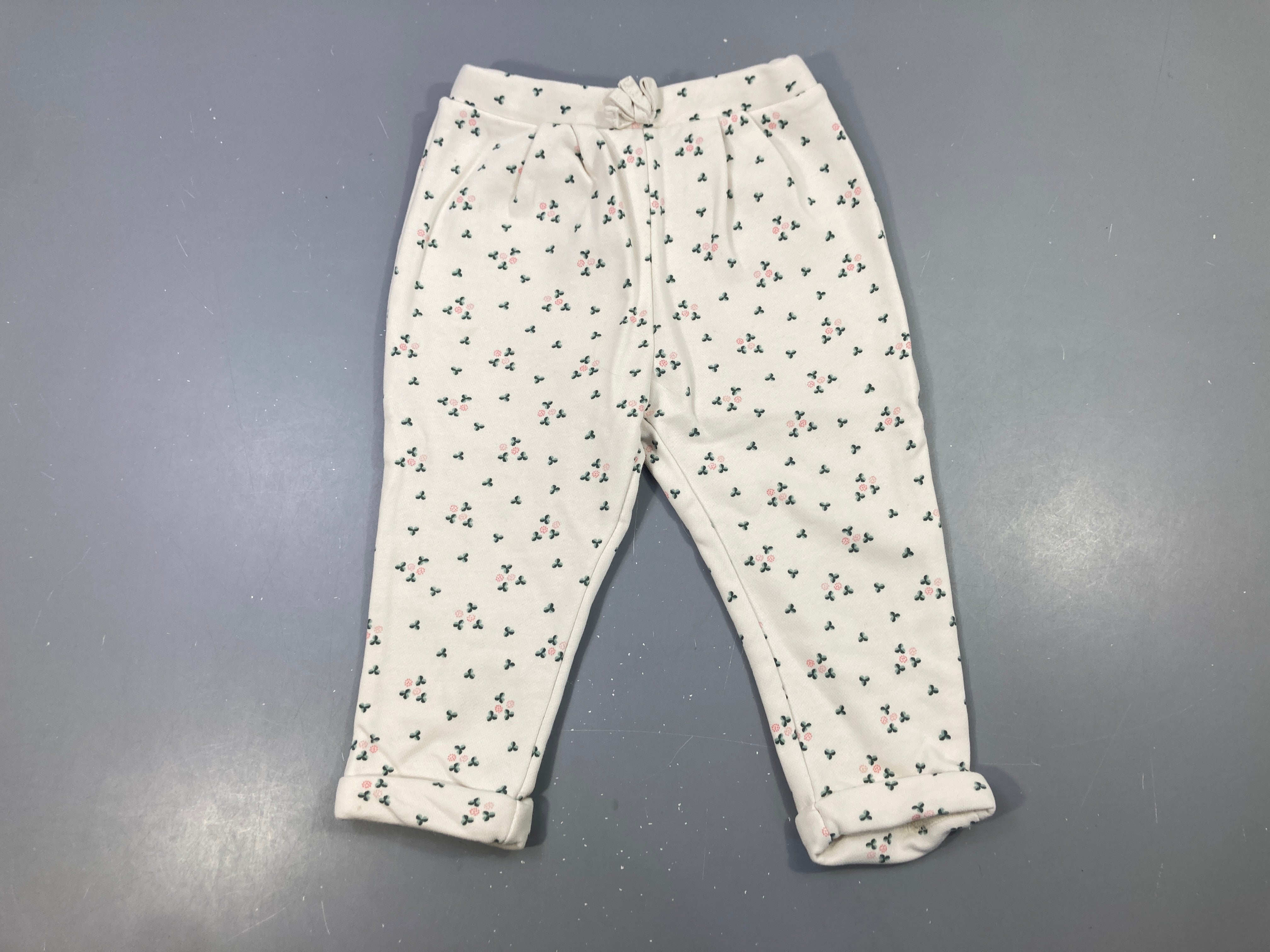 Pantalon molleton blanc trèfles
