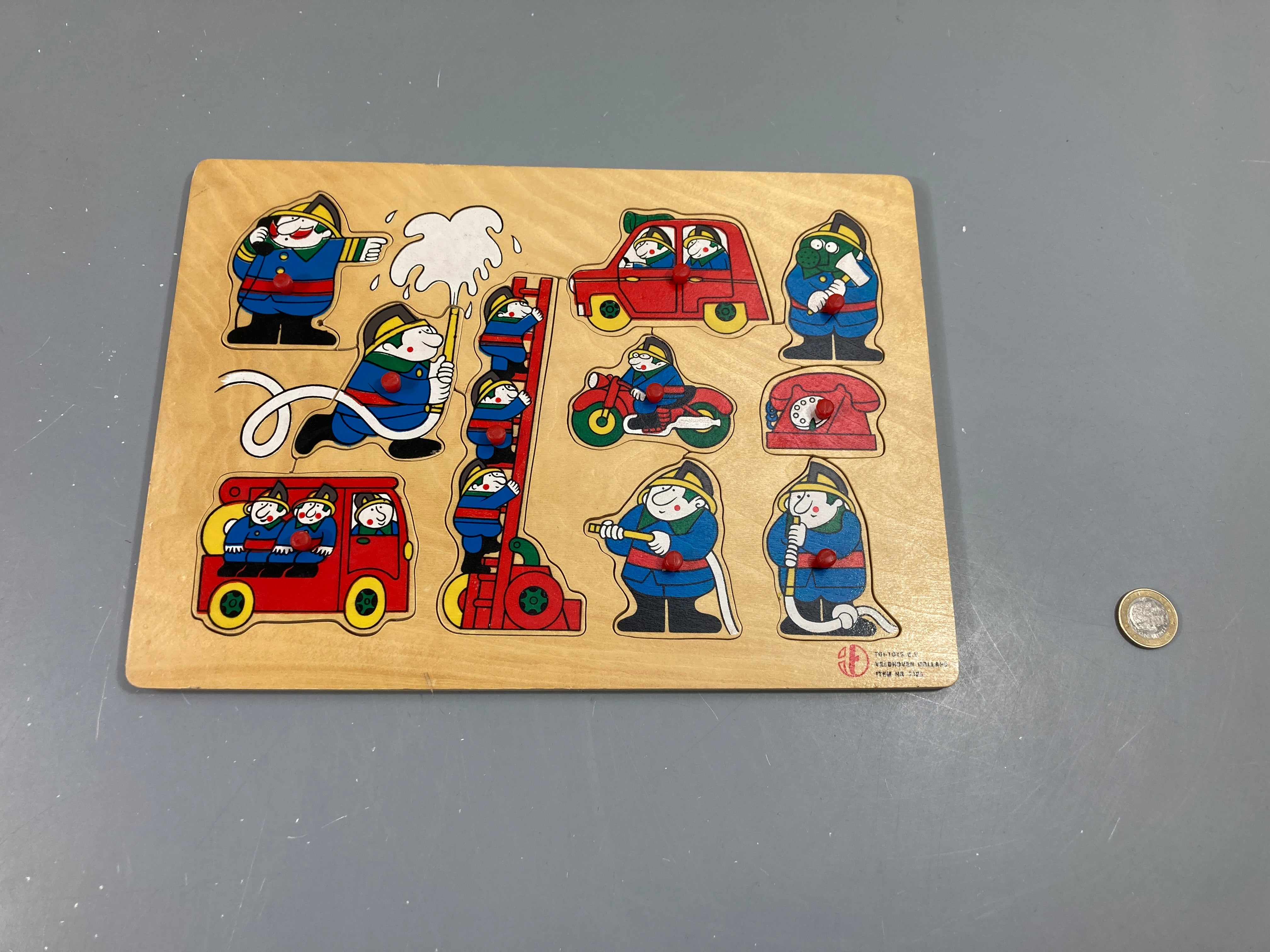 Planche puzzle bois pompiers