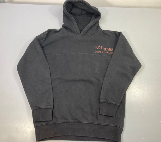 Sweat à capuche noir  Just be you-Légèrement bouloché, moins cher chez Petit Kiwi