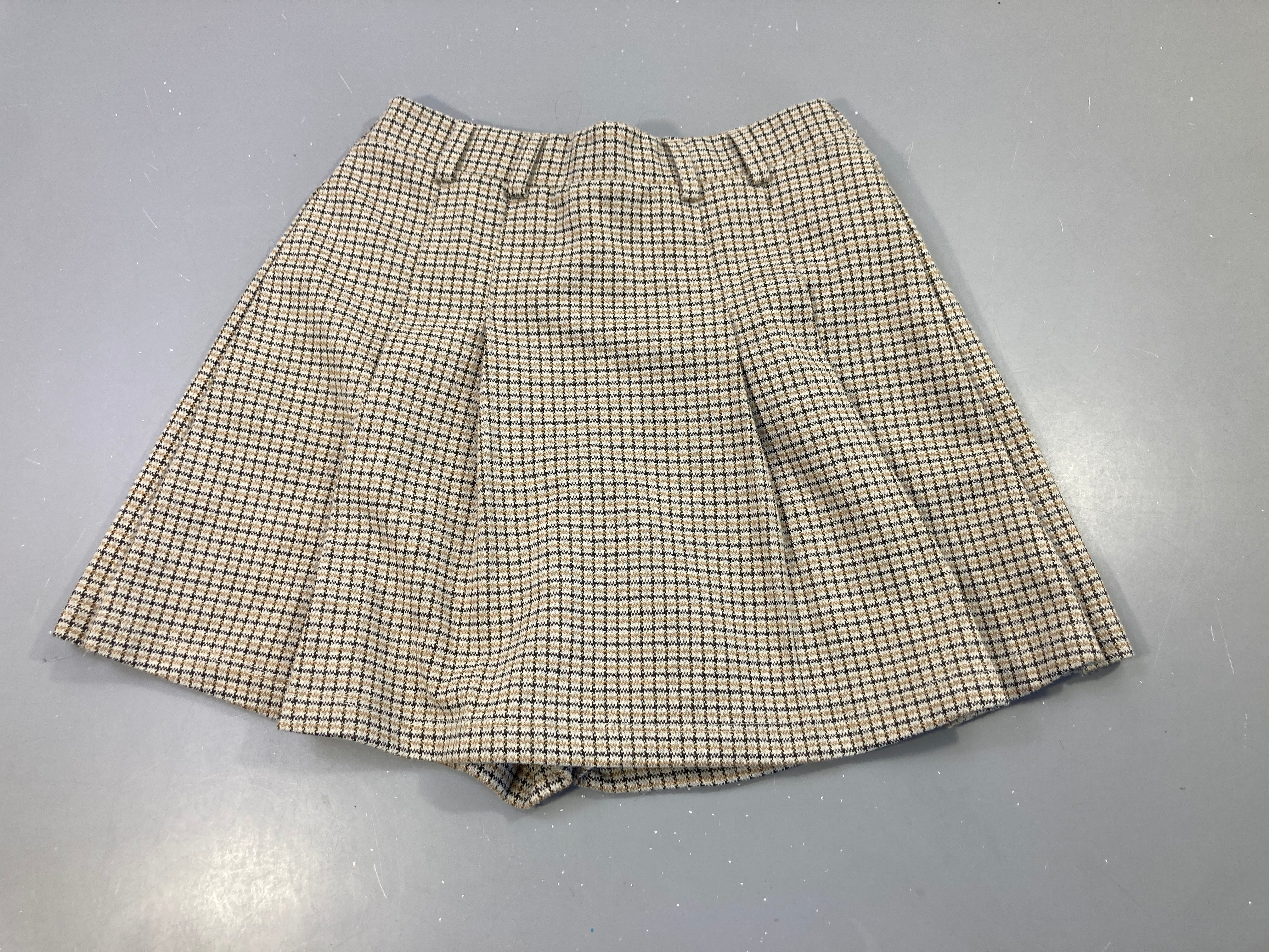 Jupe style tweed à carreaux beige