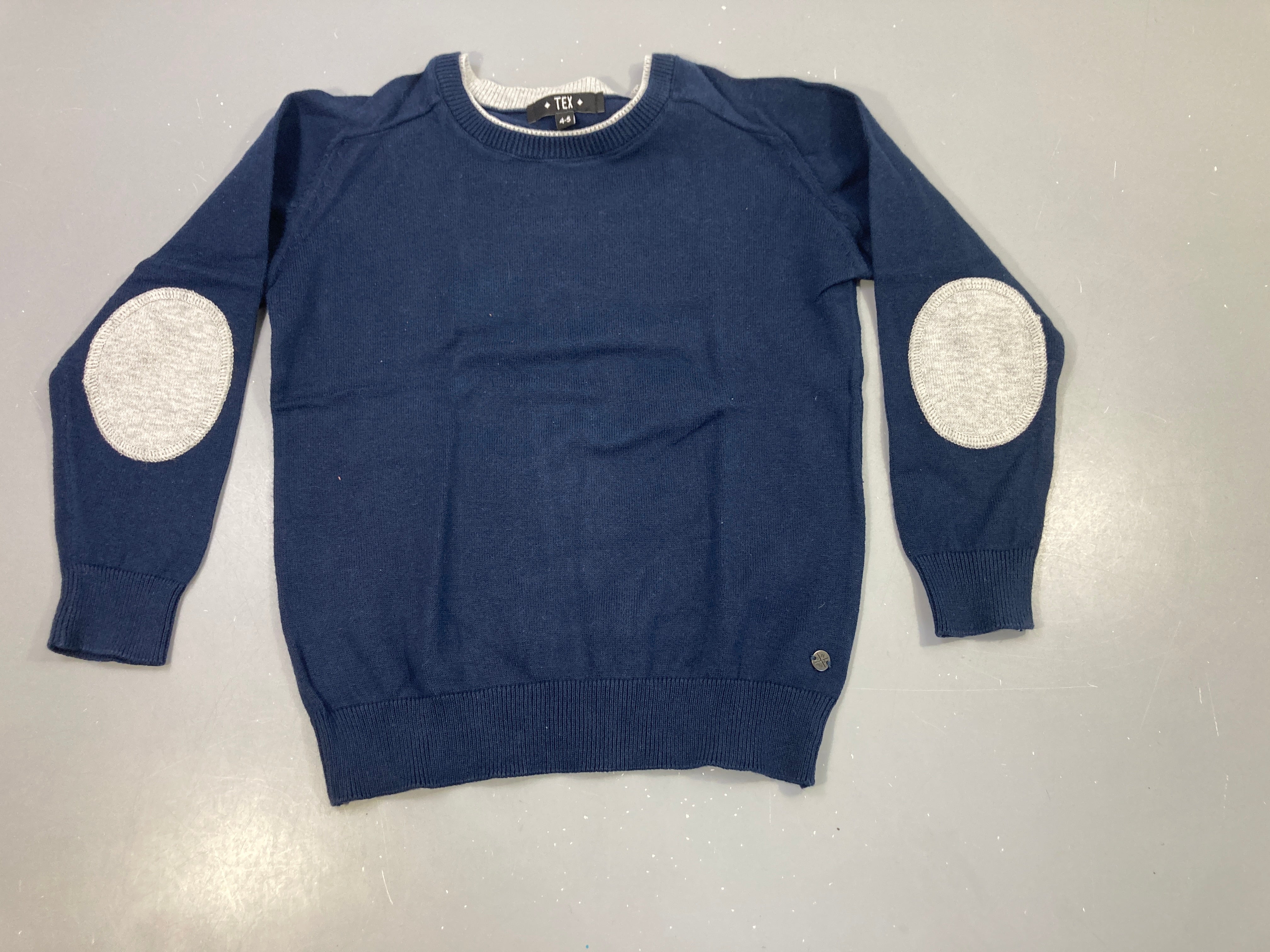 Pull bleu foncé
