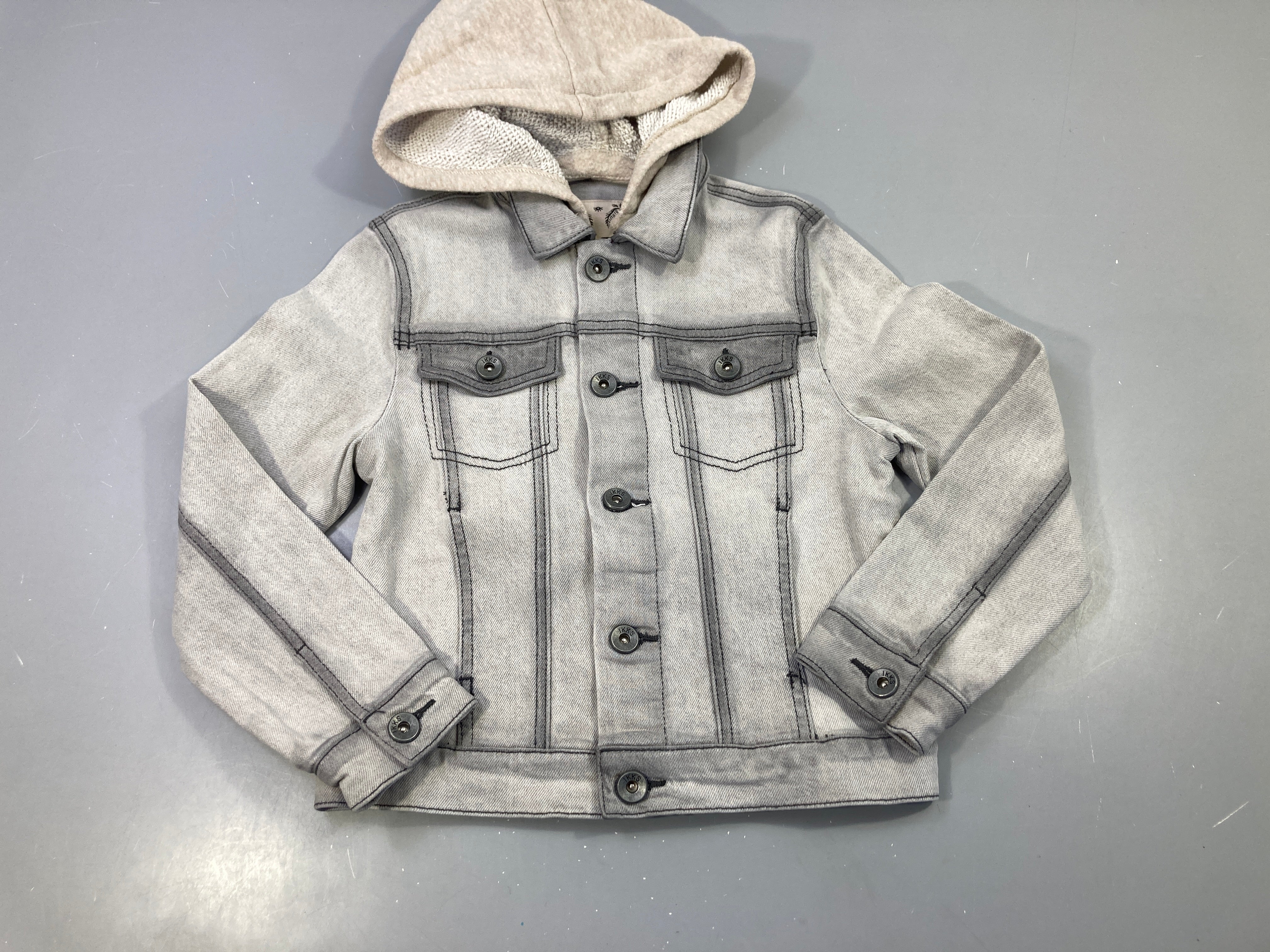 Veste jeans grise à capuche amovible IKKS