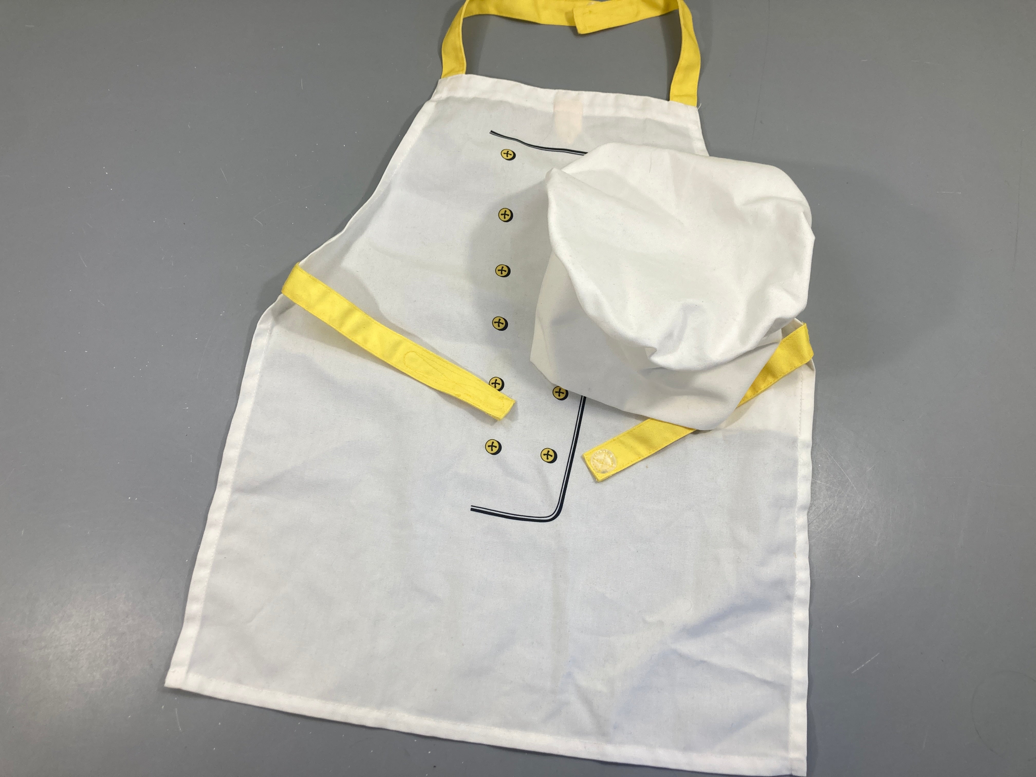 Déguisement cuisinier, tablier + chapeau