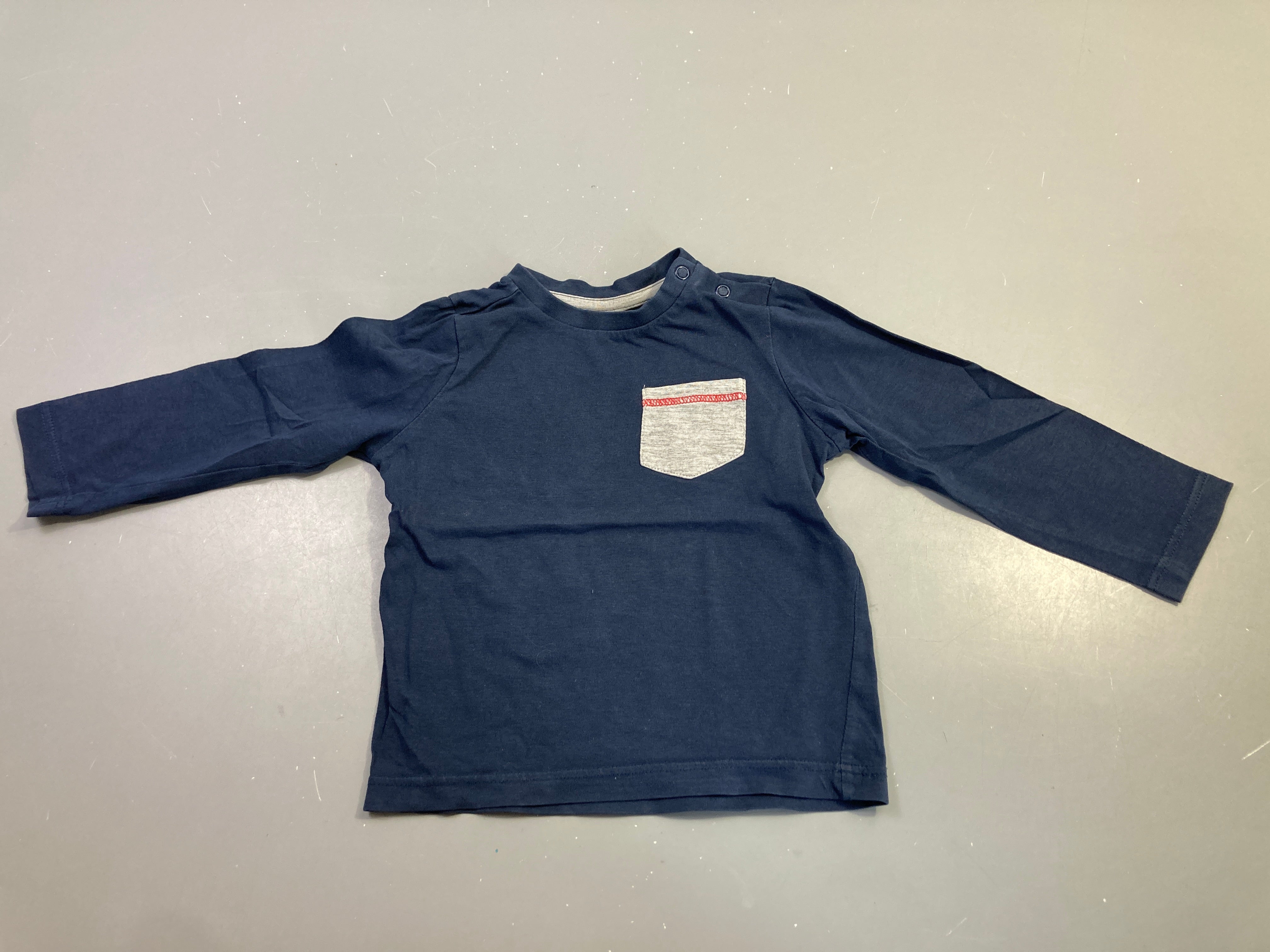 T-shirt m.l bleu marine poche grise