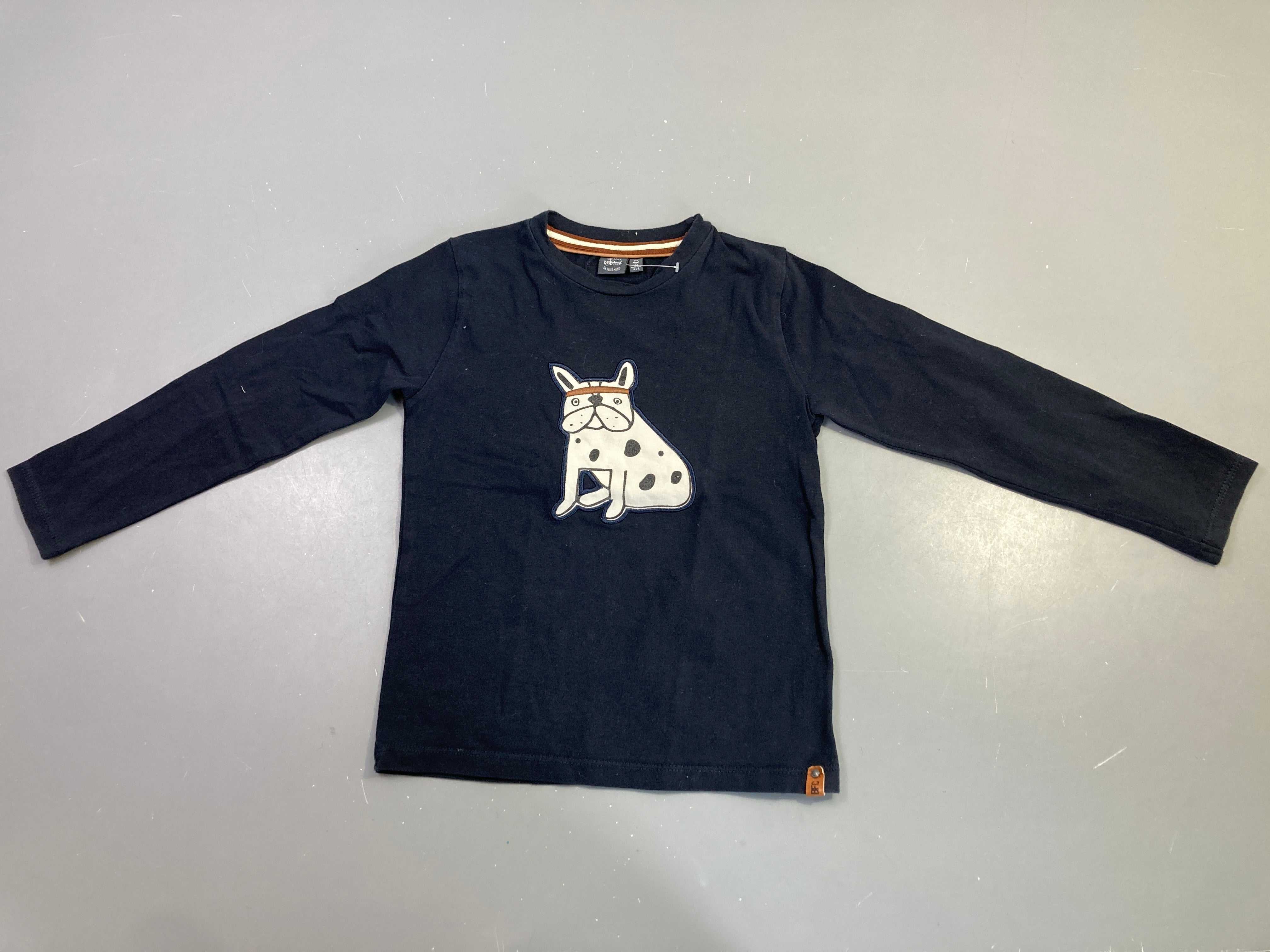 T-shirt m.l bleu marine chien