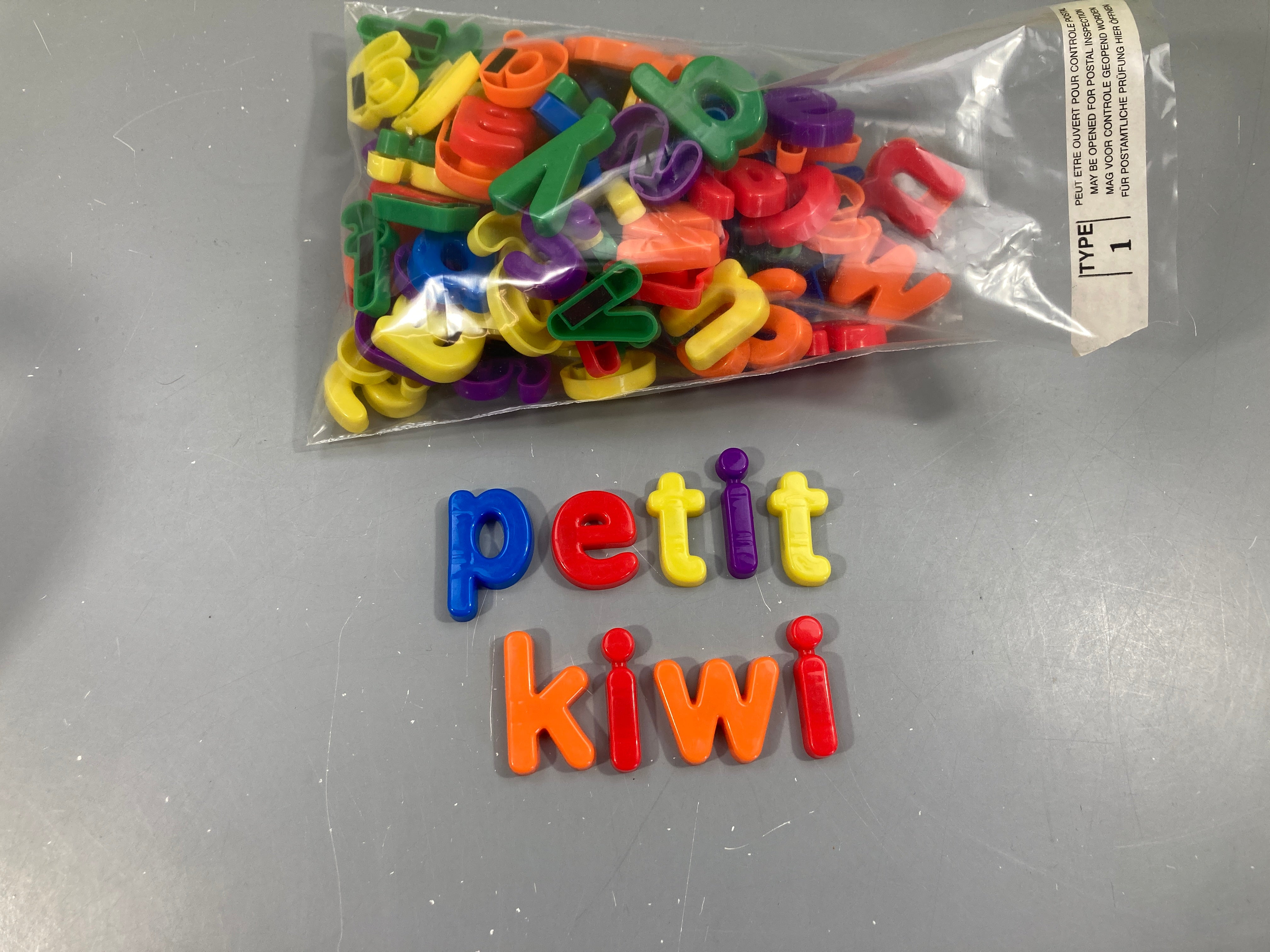 Lot de lettres, alphabet complet