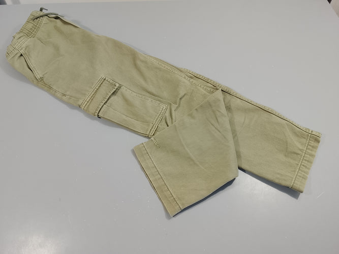 Pantalon cargo denim kaki , petit prix car recousu sur le bas, moins cher chez Petit Kiwi