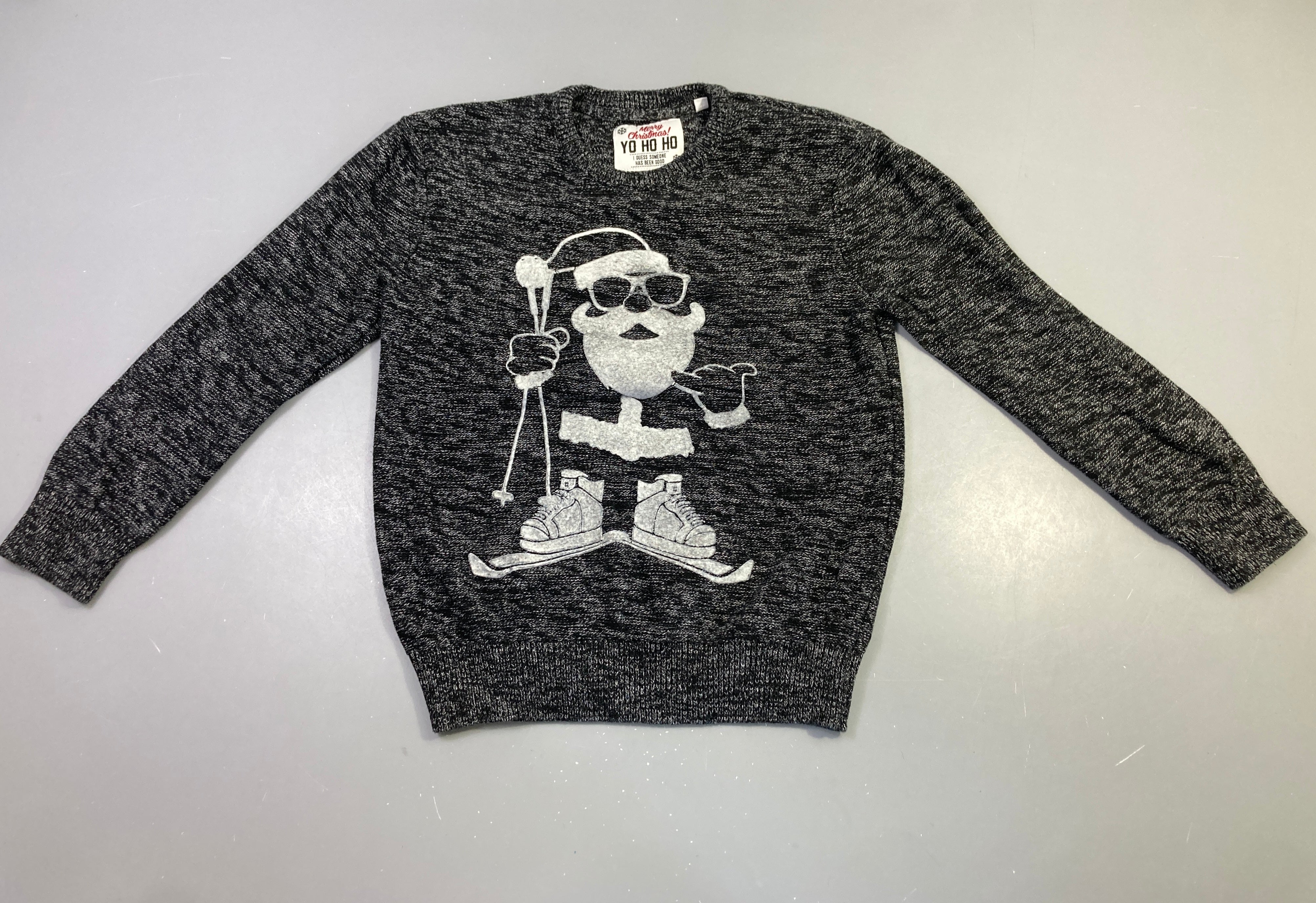 Pull gris chiné père Noël ski