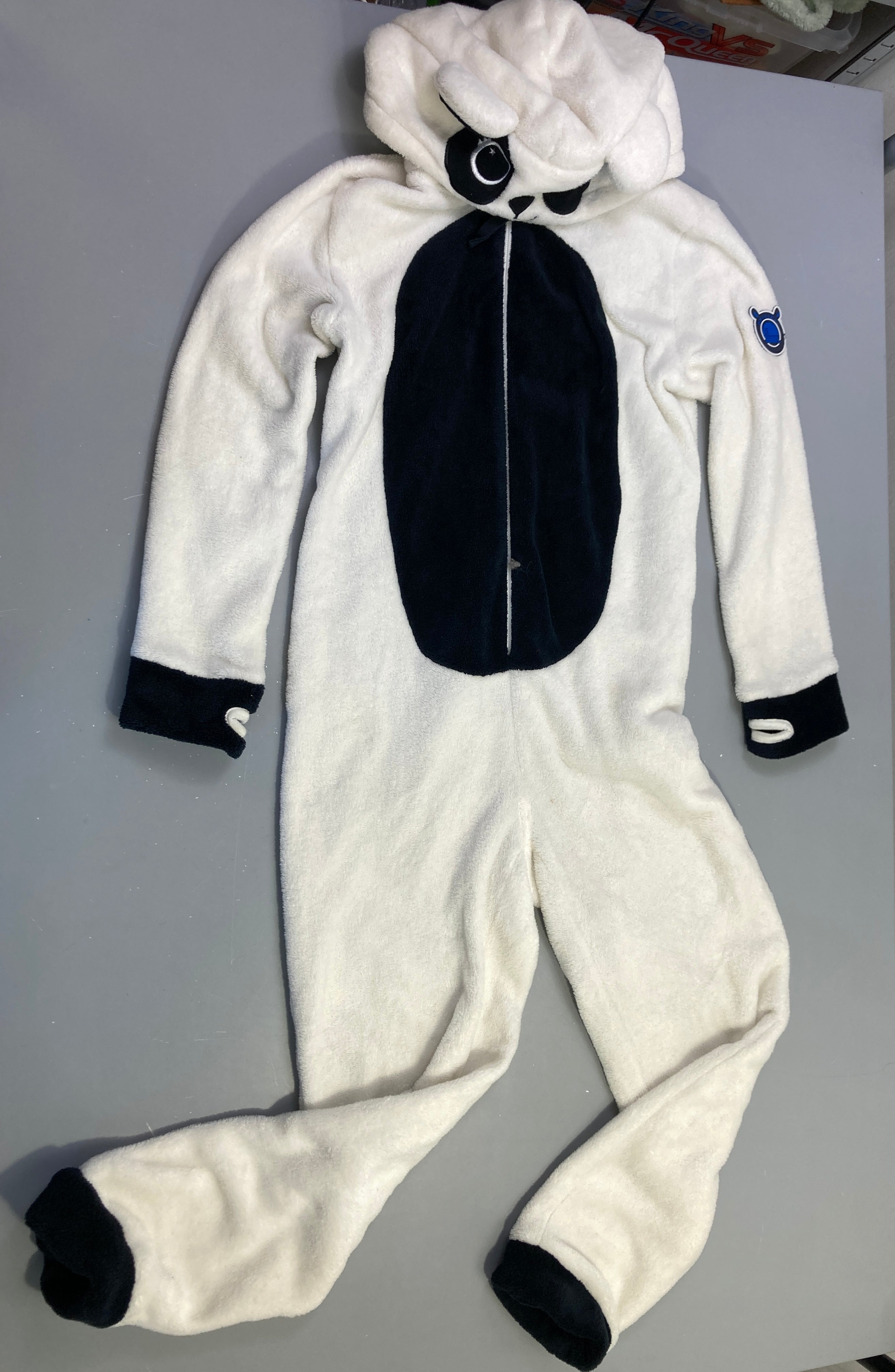 Surpyjama blanc noir panda capuche