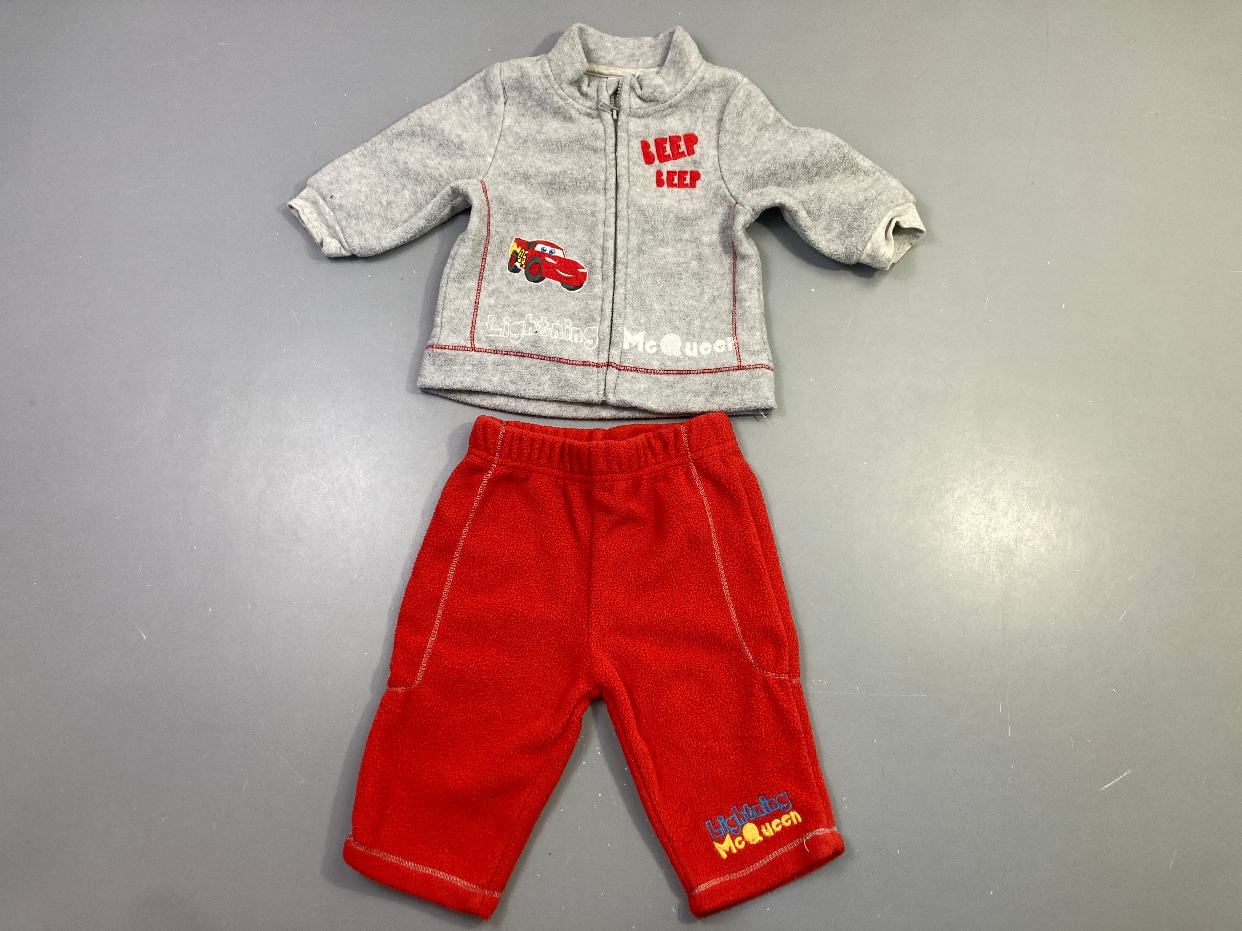 Ensemble polaire gris rouge McQueen