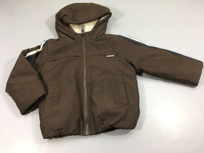 Veste zippée à capuche brune "Kidz nation", intérieur moutonné, moins cher chez Petit Kiwi