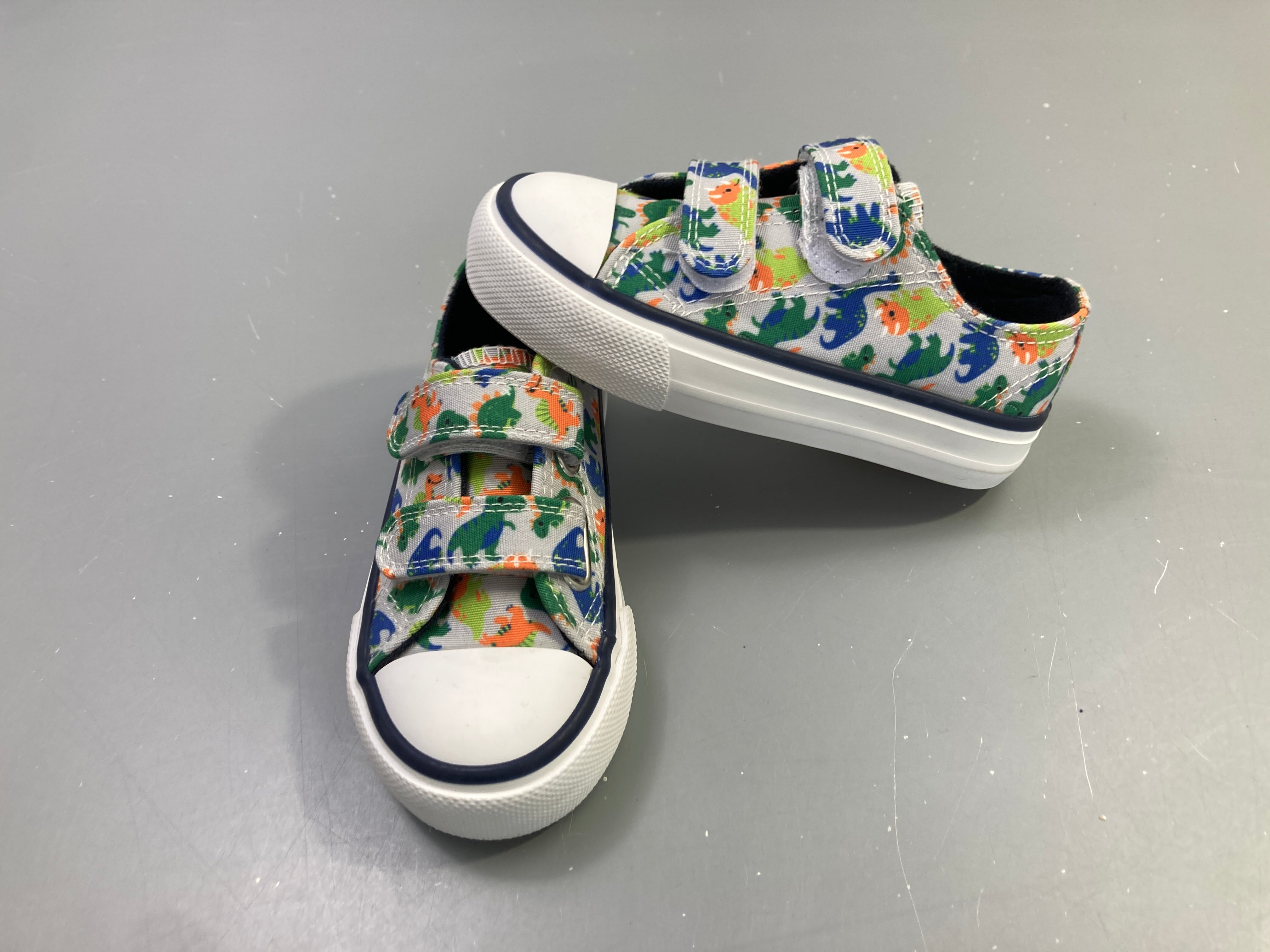 NEUF Baskets toiles scratch grises dinosaures, 26