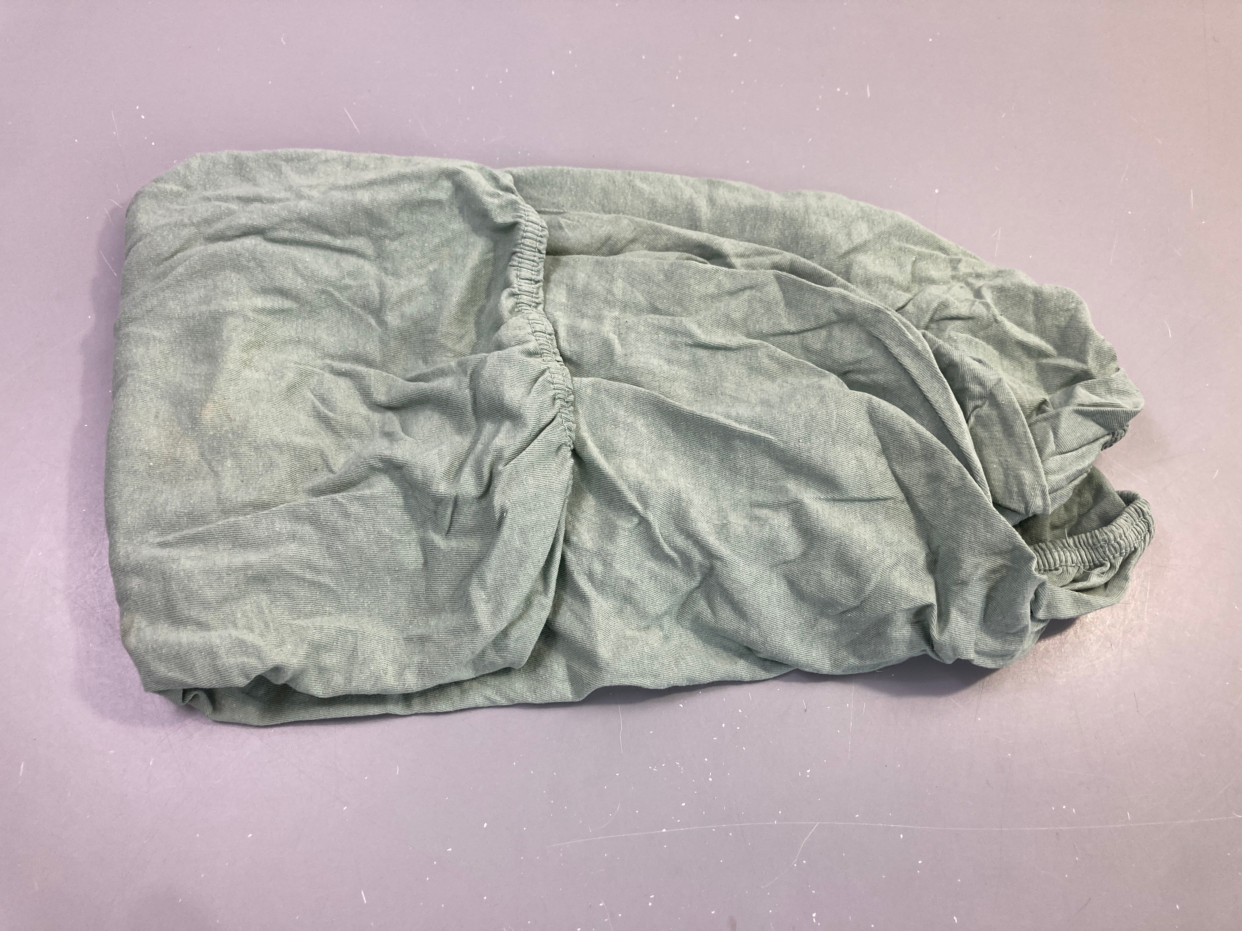 Drap housse vert sauge jersey 60-120cm