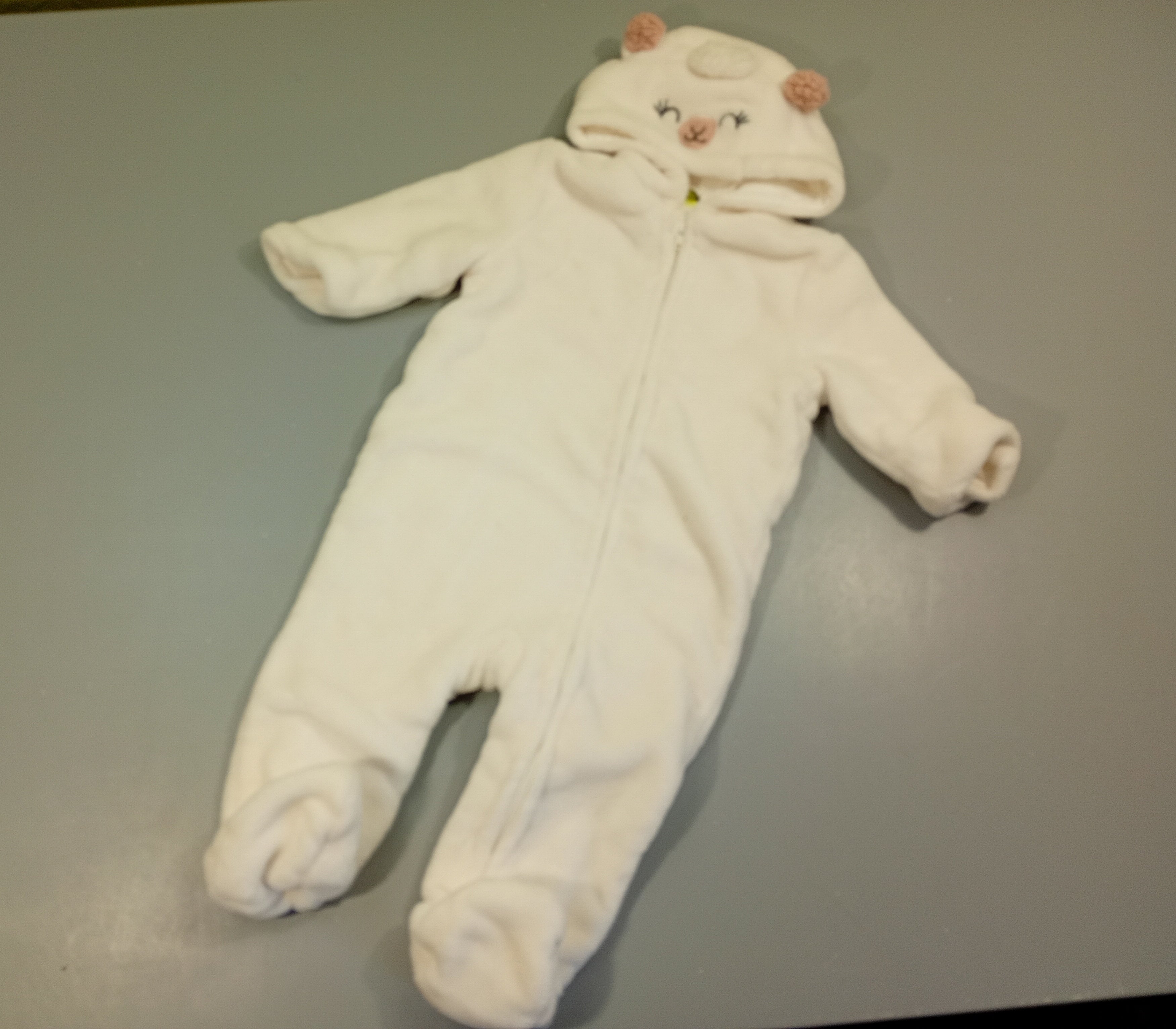 Combi pilote zipée  à capuche  velours blanc, tête d'animal