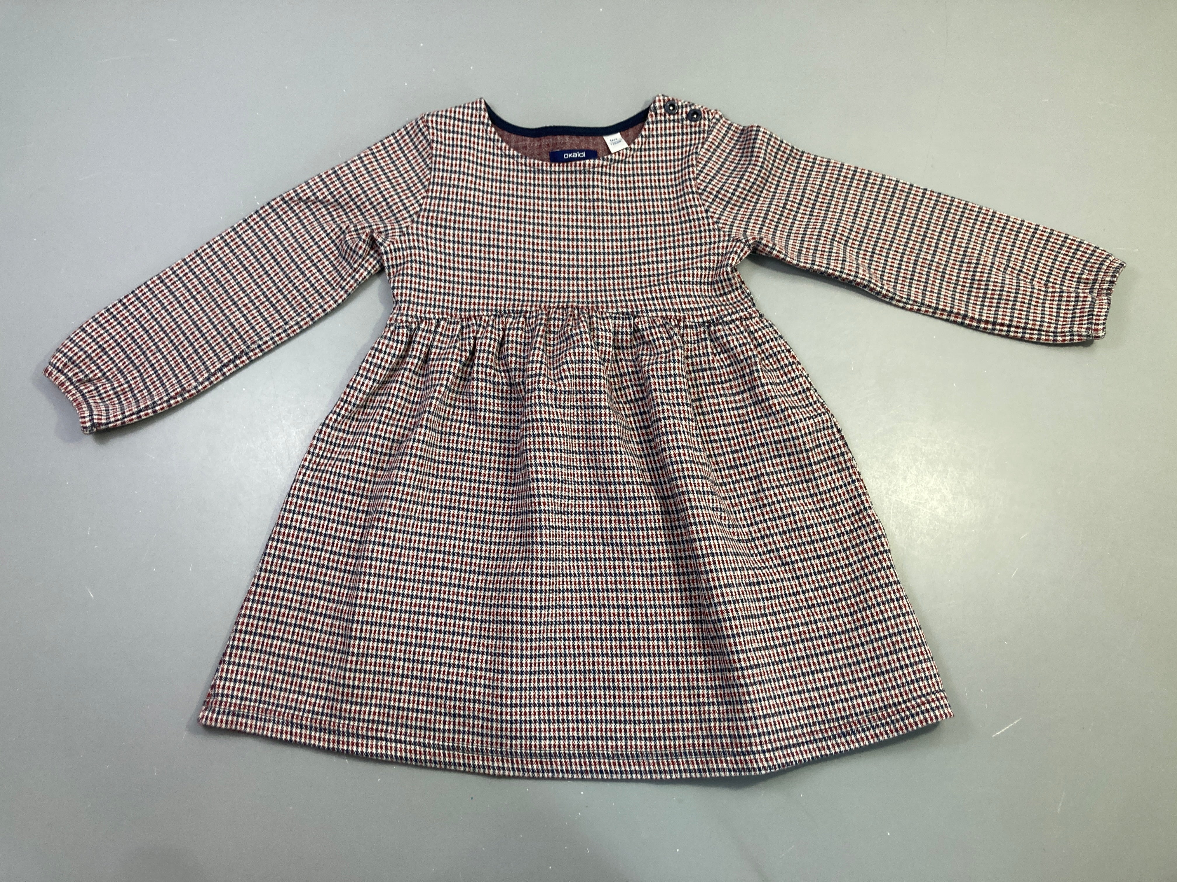 Robe m.l pied-de-poule bordeaux marine blanc, légèrement bouloché