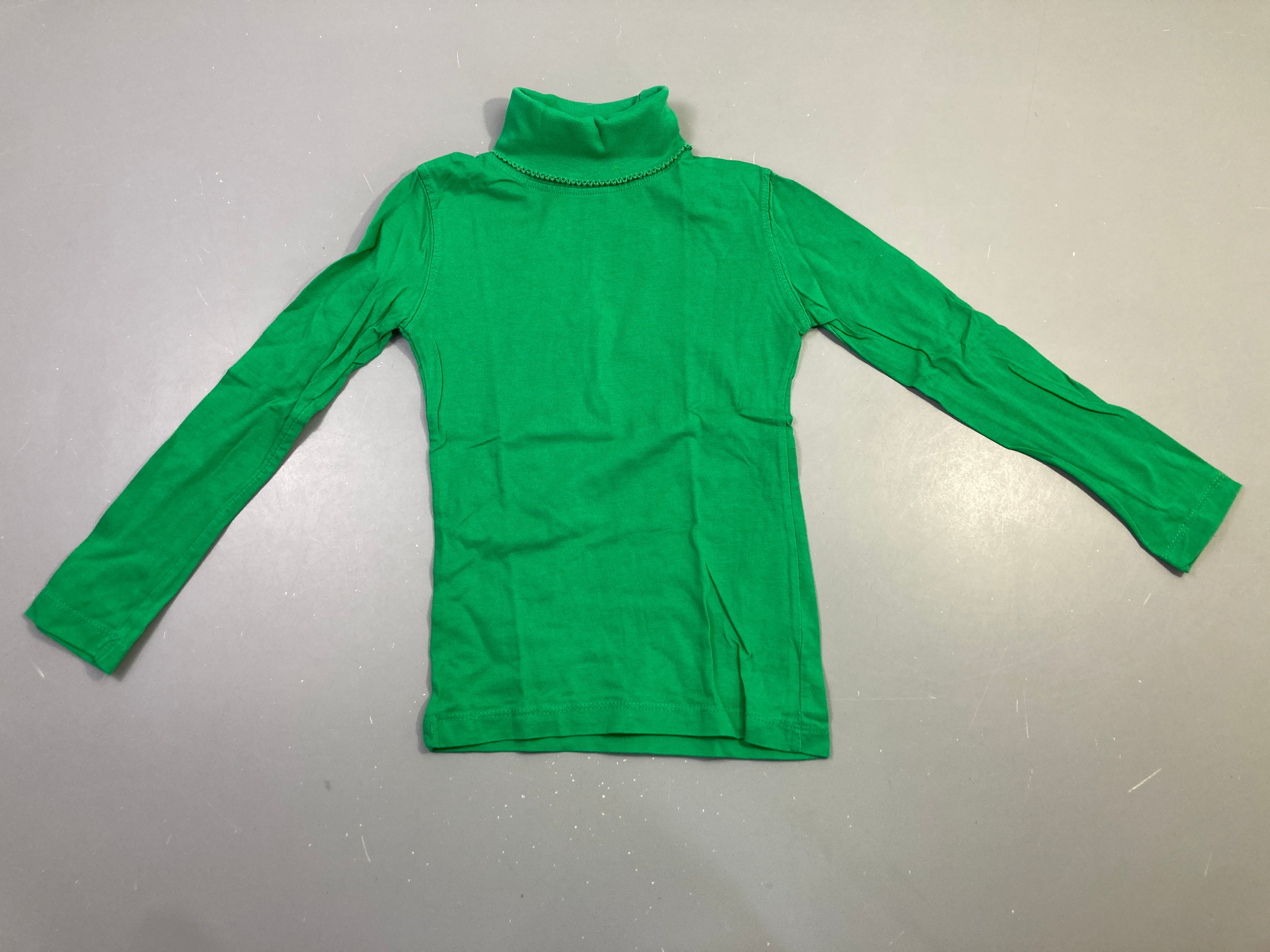 T-shirt m.l vert col roulé