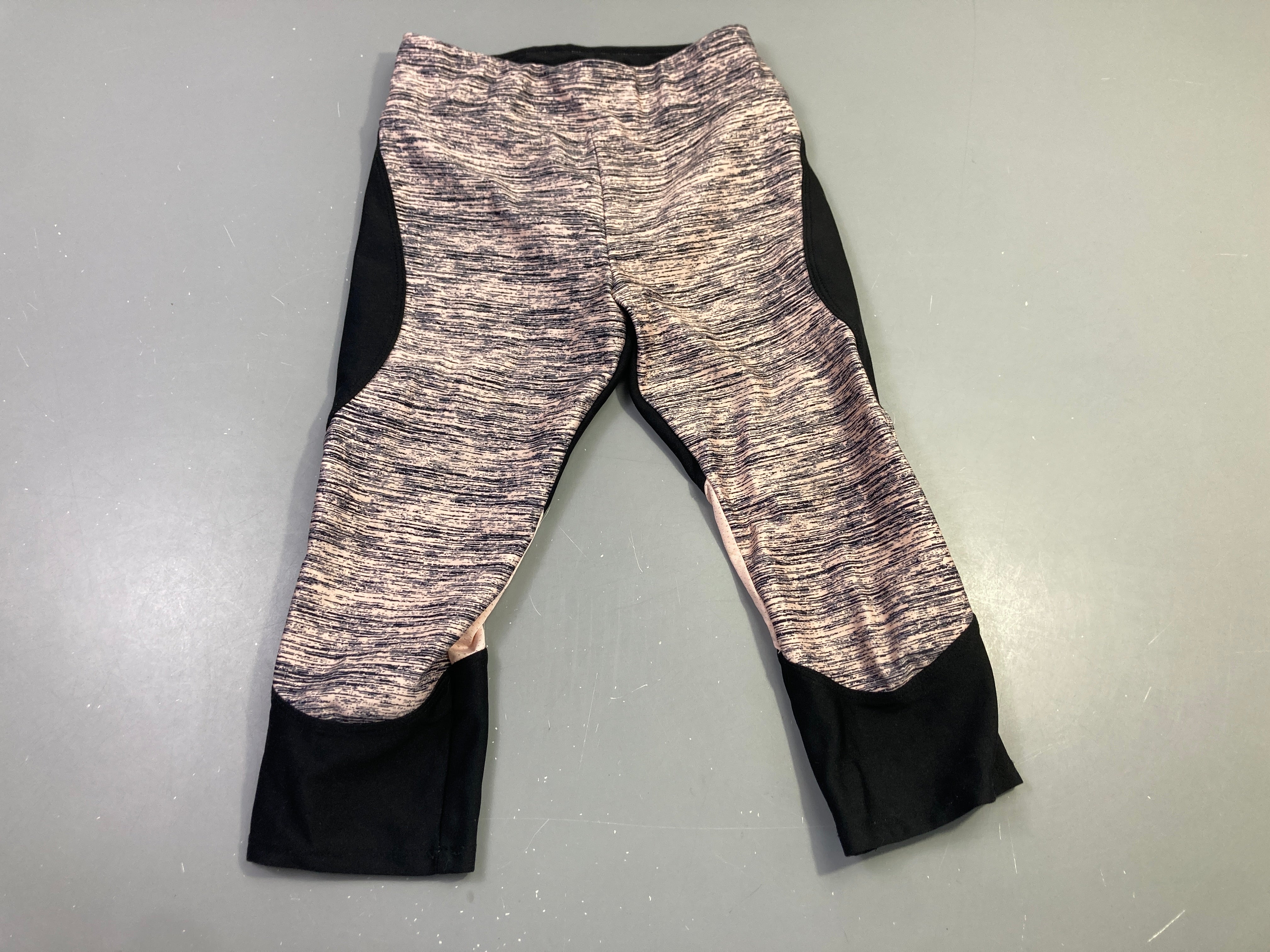 corsaire sport noir et rose