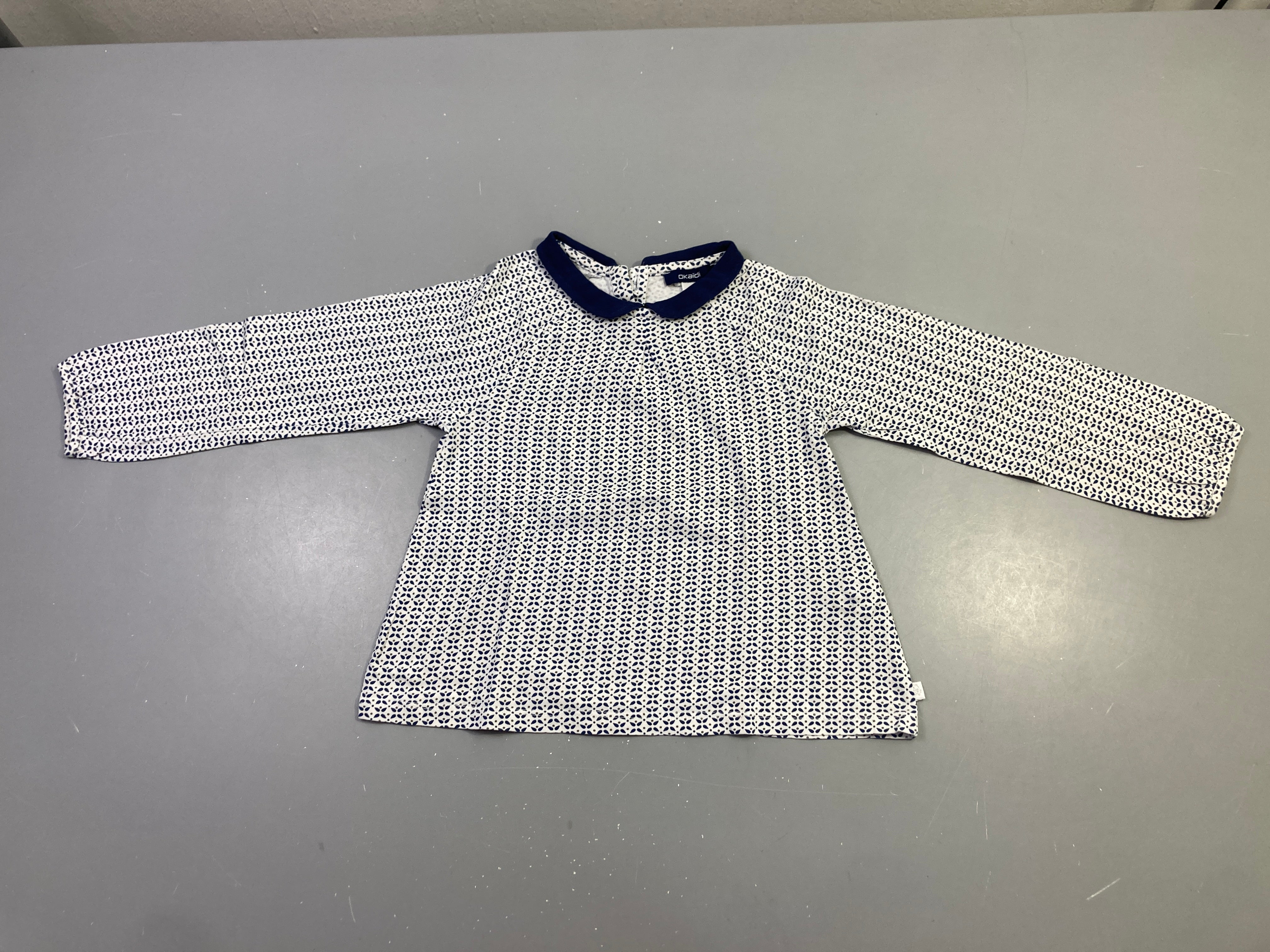 T-shirt m.l blanche motifs marine col marine