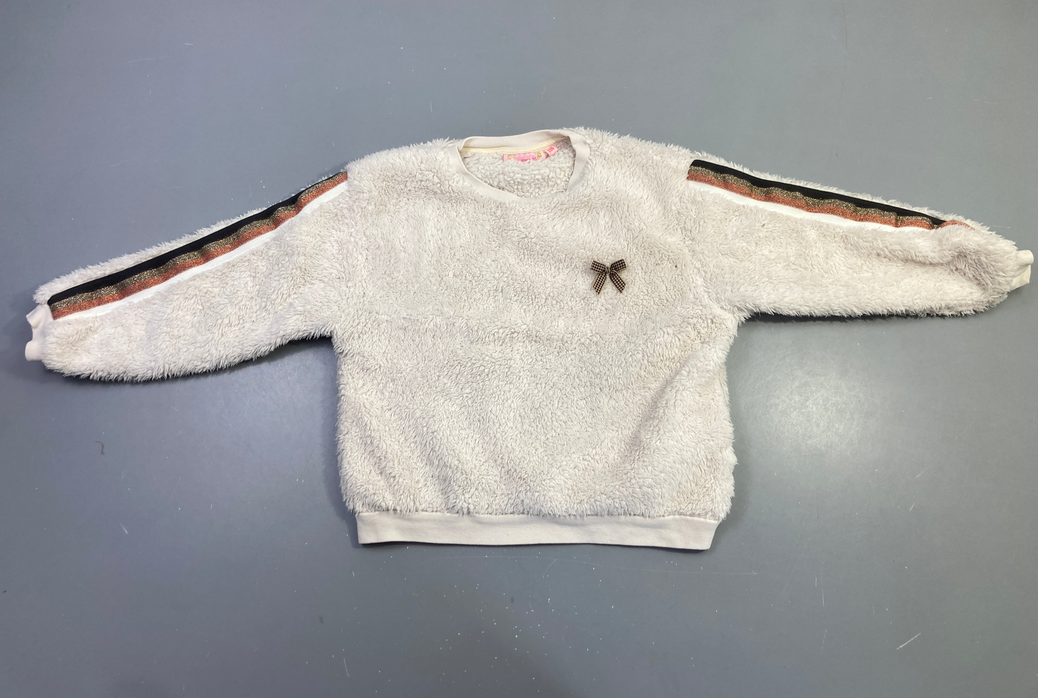 Pull écru peluche nœud