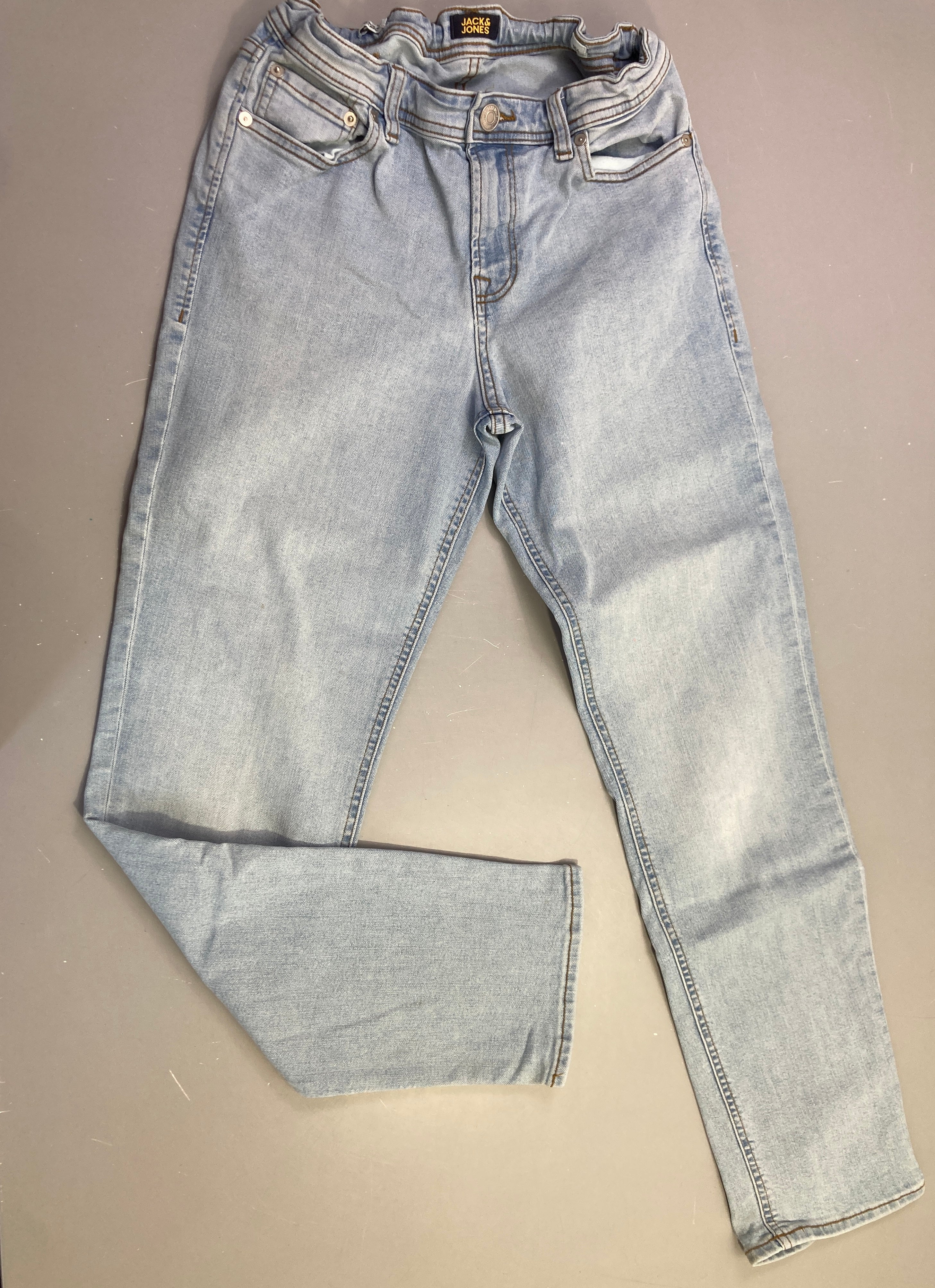 Pantalon jean bleu clair droit