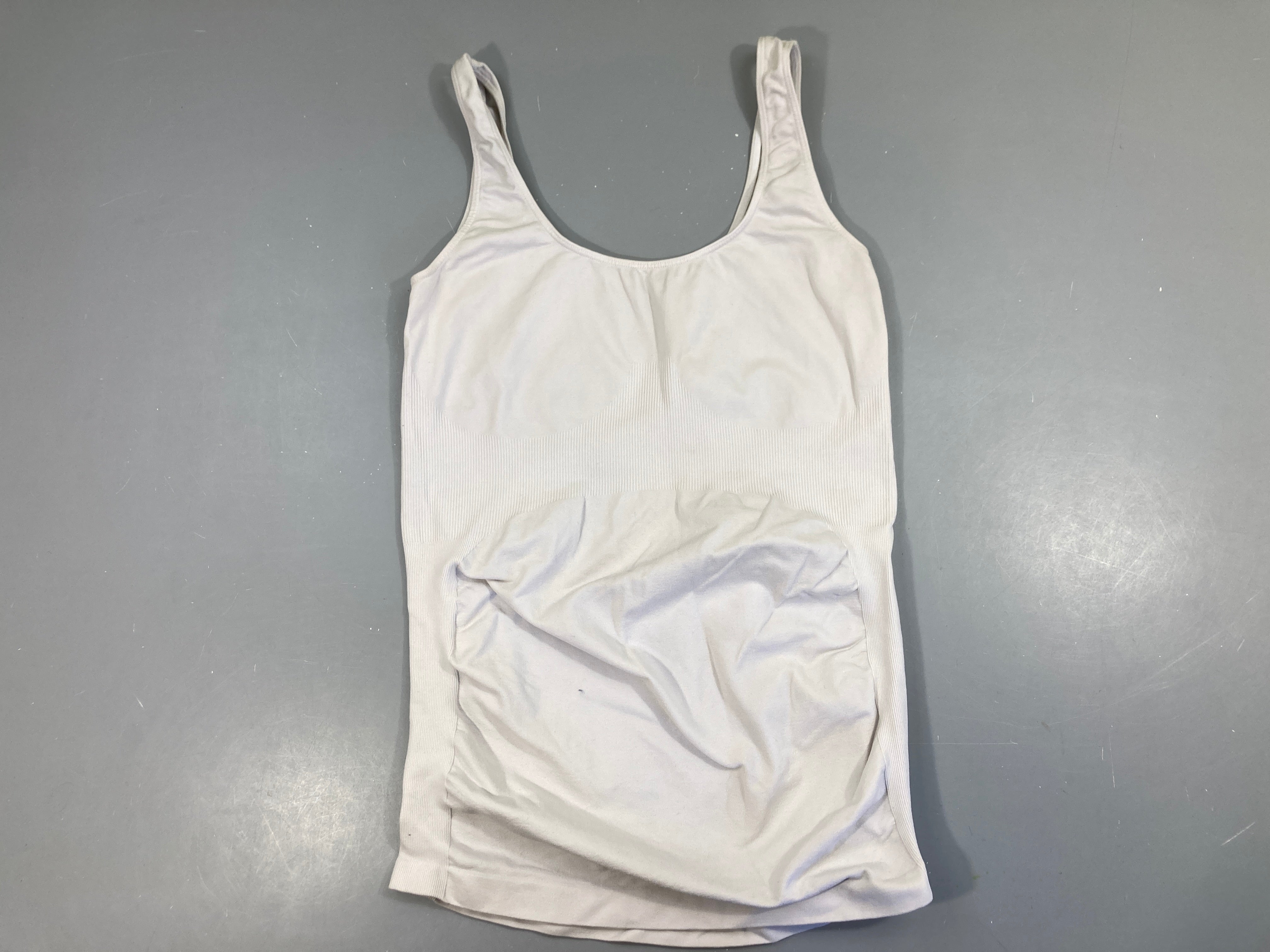Débardeur Thank blanc cassé, 94% polyamide en 6% elastaan