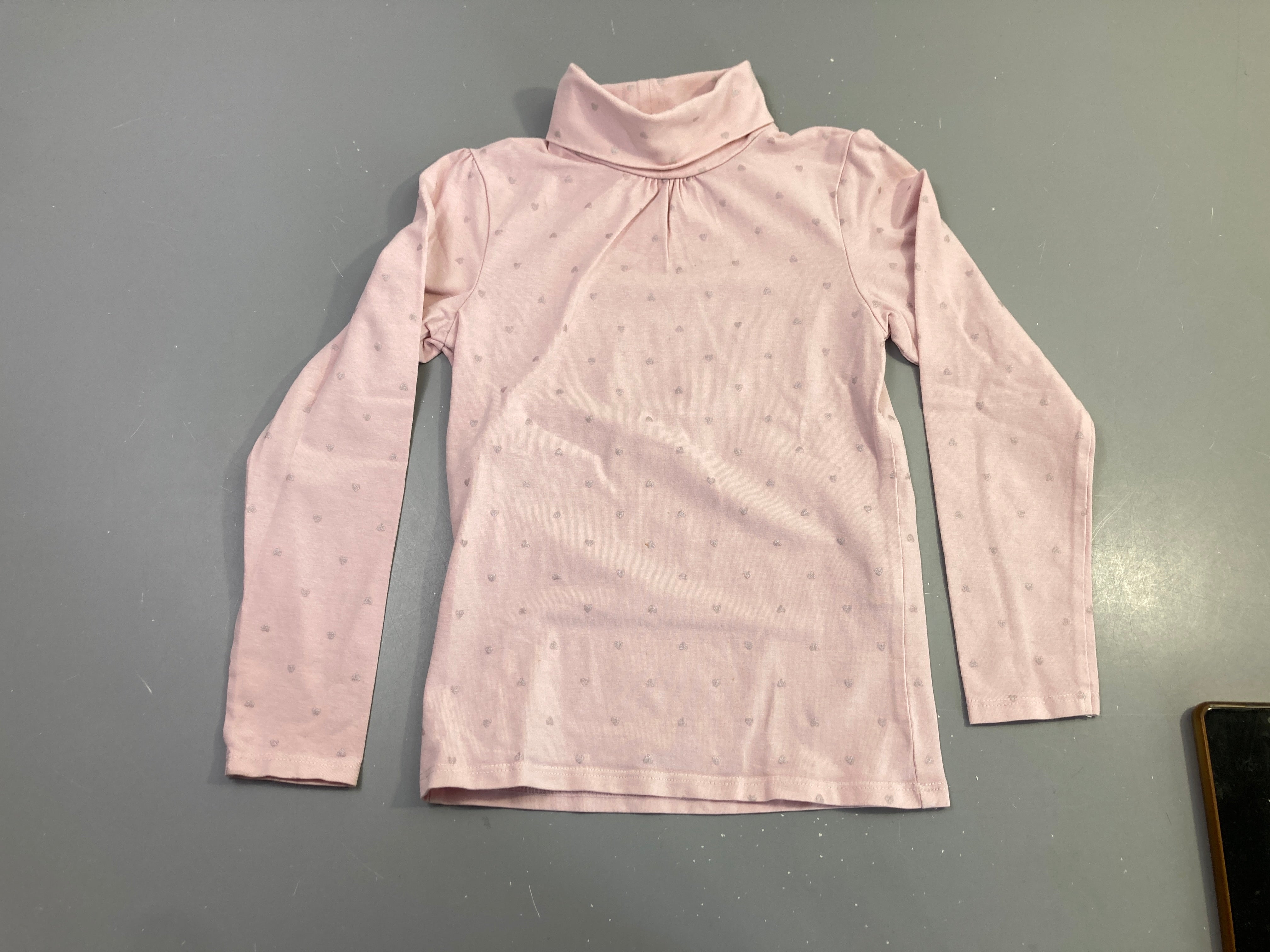 T-shirt m.l rose cœurs pailletés col roulé
