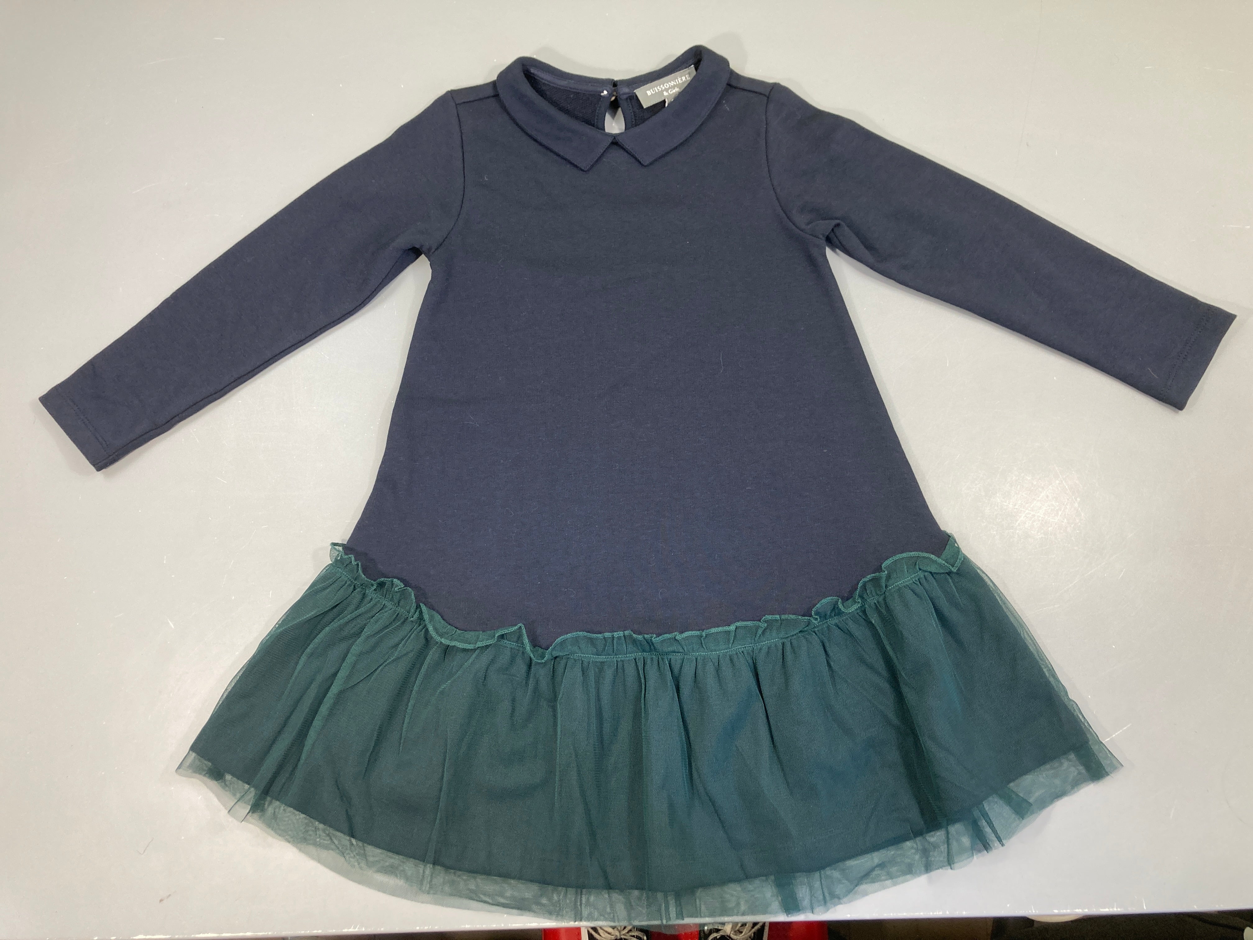 Robe m.l molleton bleu marine bas tulle vert