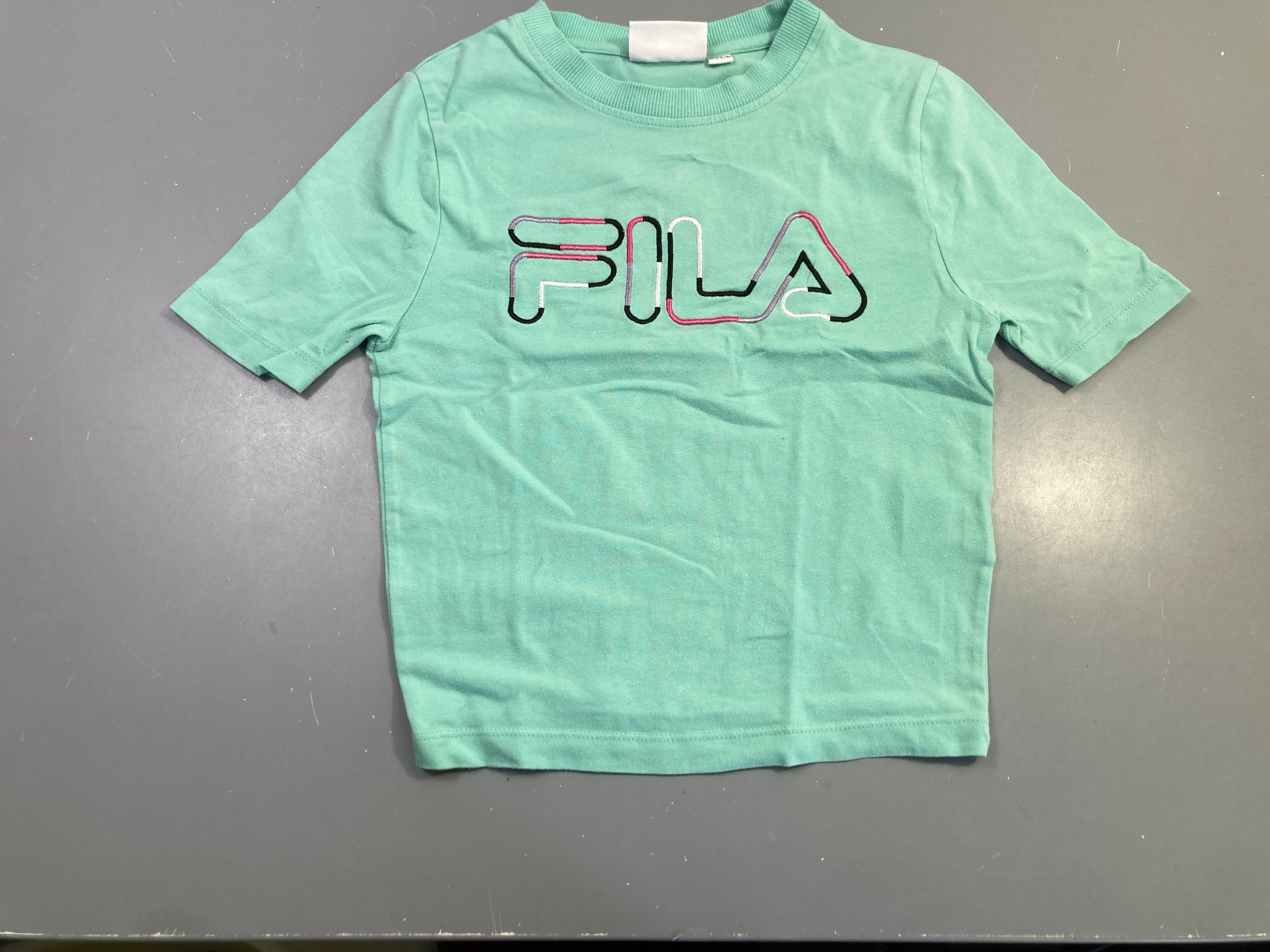 T-shirt m.c vert d'eau Fila, légèrement bouloché