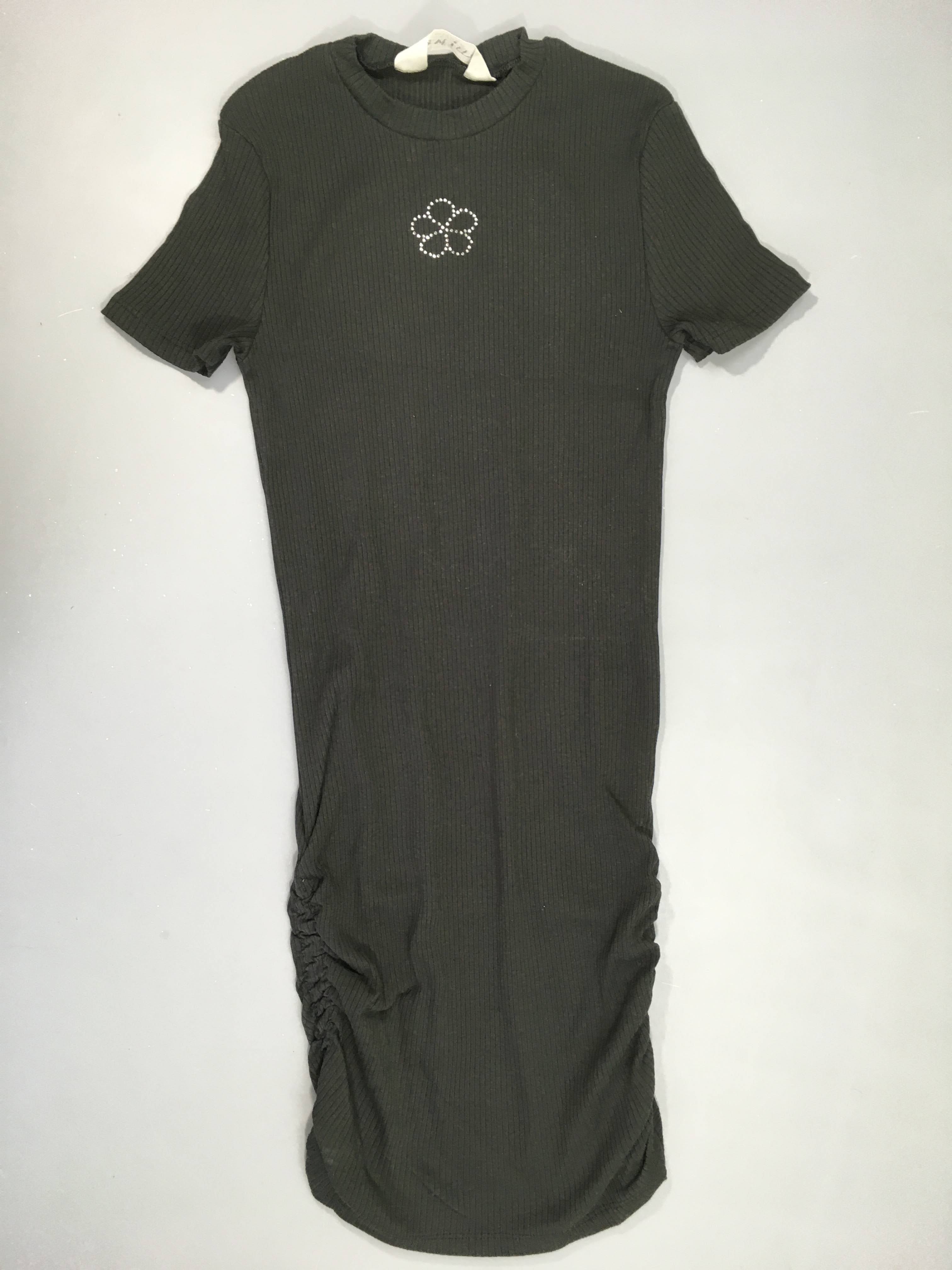 Robe m.c jersey noire côtelée fleur strass fronces sur les côtés