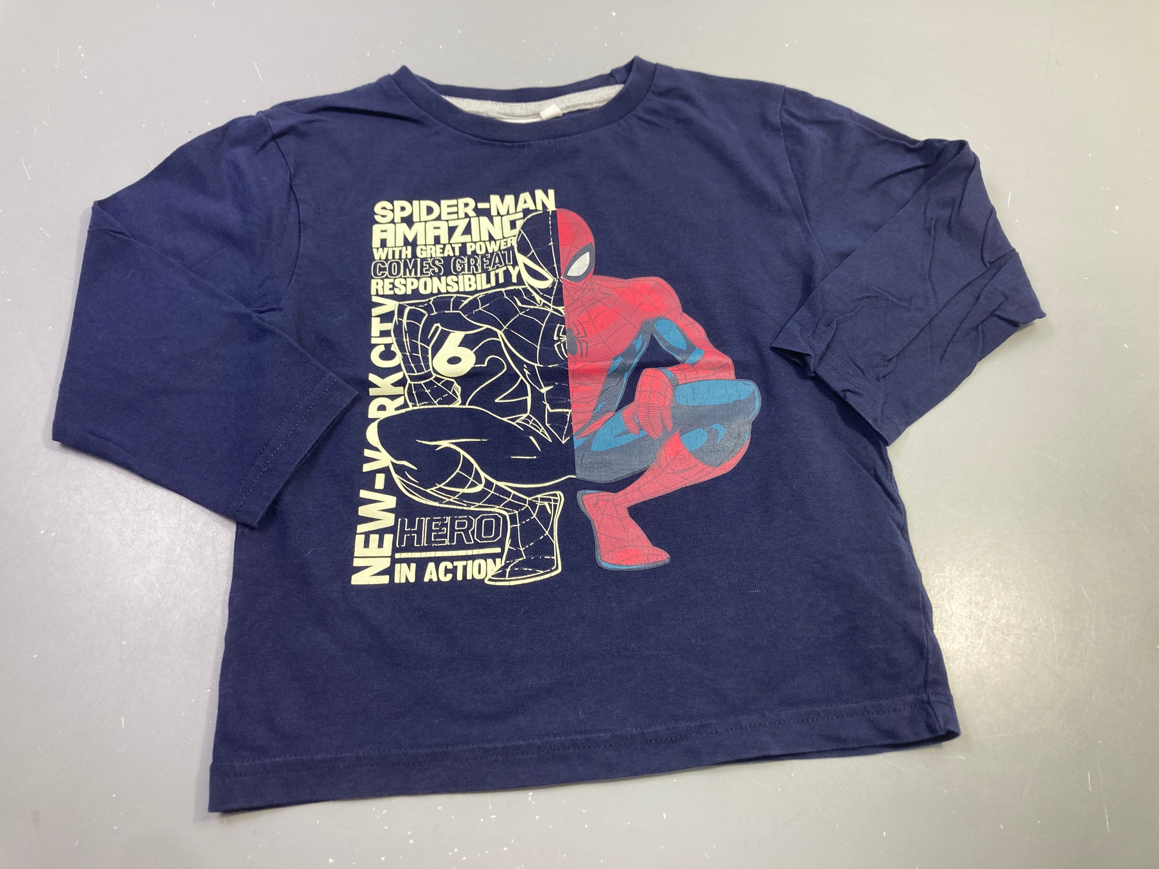 T-shirt m.l bleu marine Spiderman
