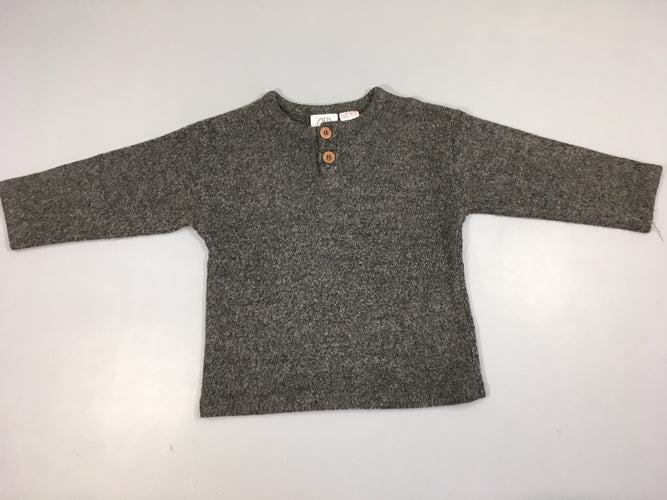 Pull gris 2 boutons légèrement bouloché, moins cher chez Petit Kiwi