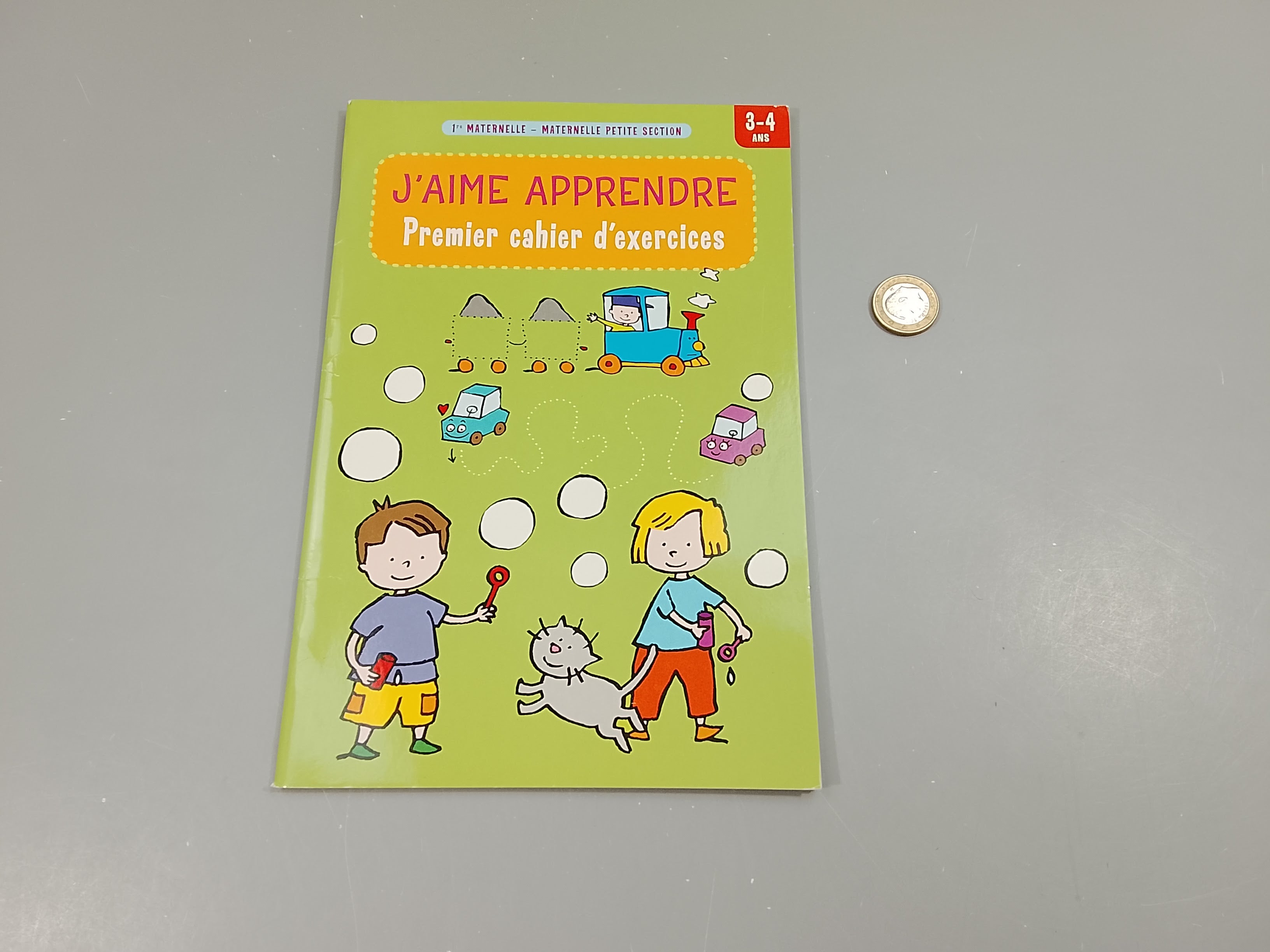Comme neuf ( juste 1 dessin légèrement colorié) J'aime apprendre , premier cahier d'exercices 3-4a