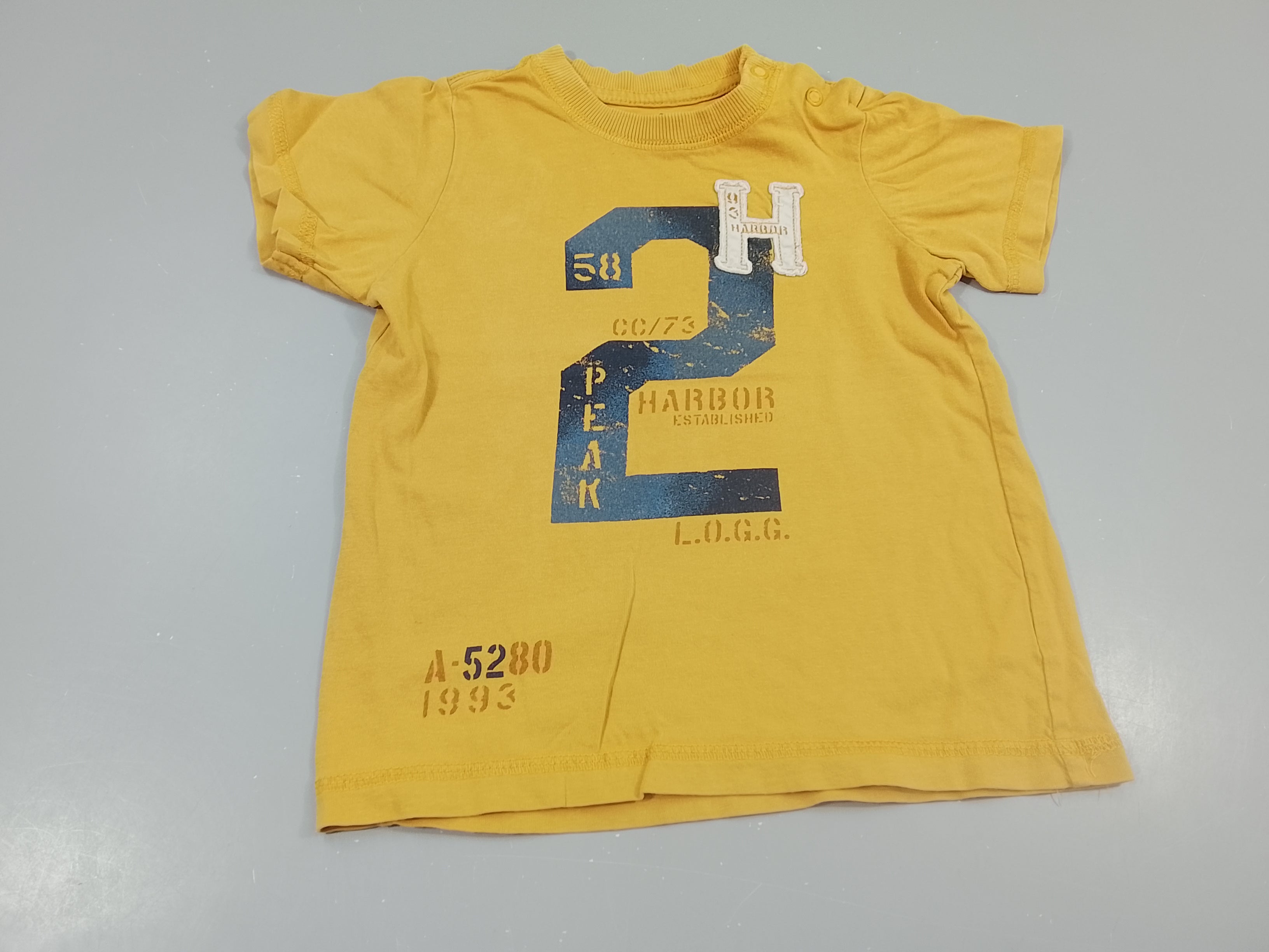 T-shirt m.c jaune moutarde  
