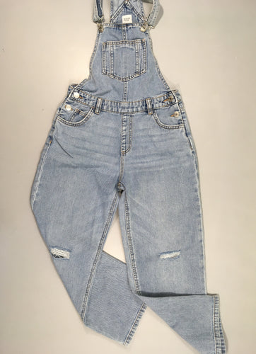 Salopette en jean effet déchiré, moins cher chez Petit Kiwi