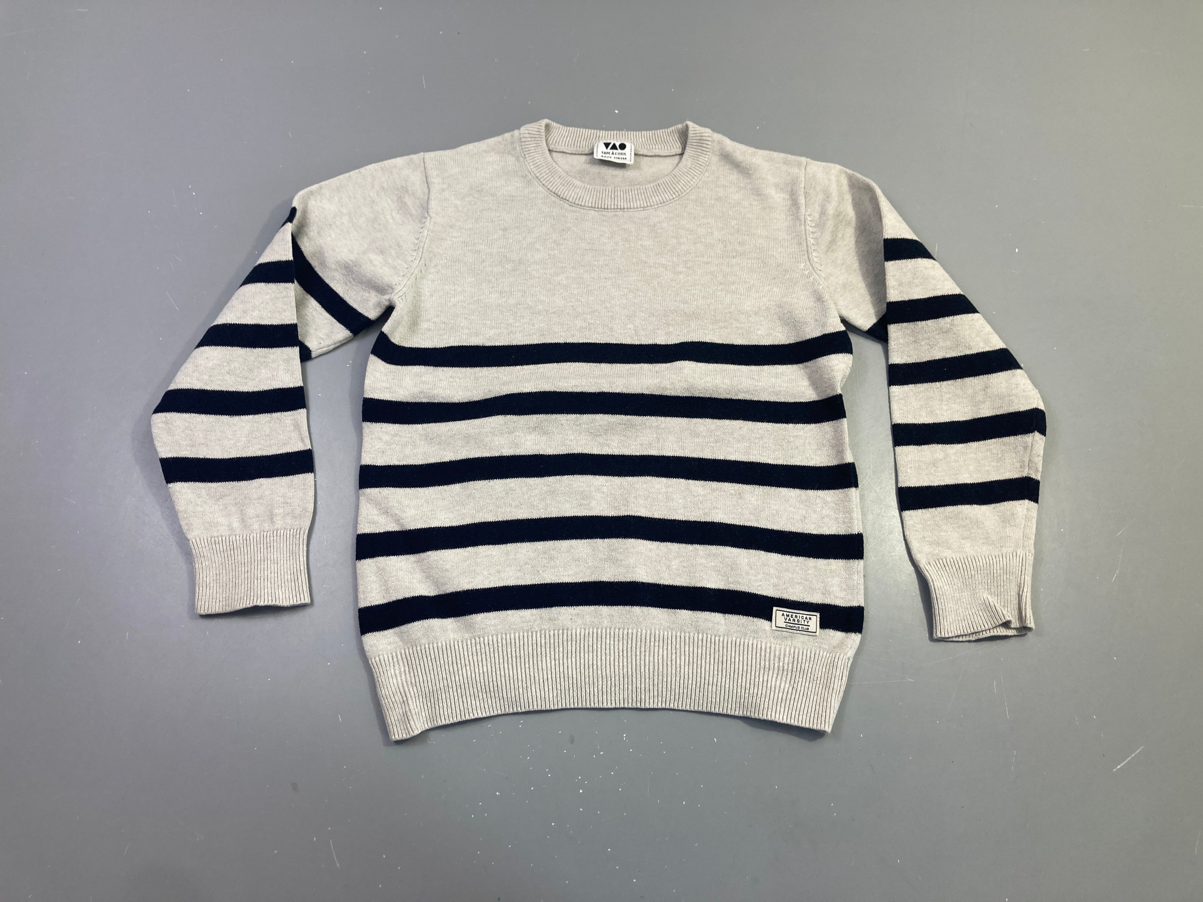 Pull rayé beige bleu marine
