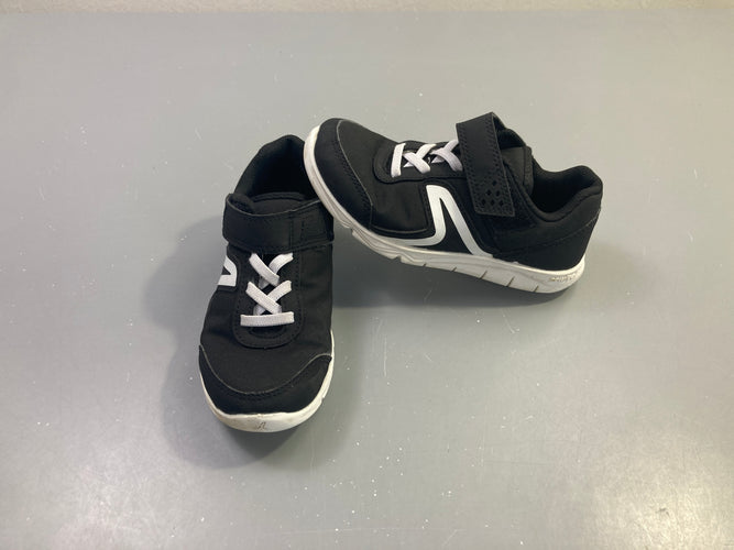 Baskets Newfeel PW 100 noir et blanc  (31), moins cher chez Petit Kiwi