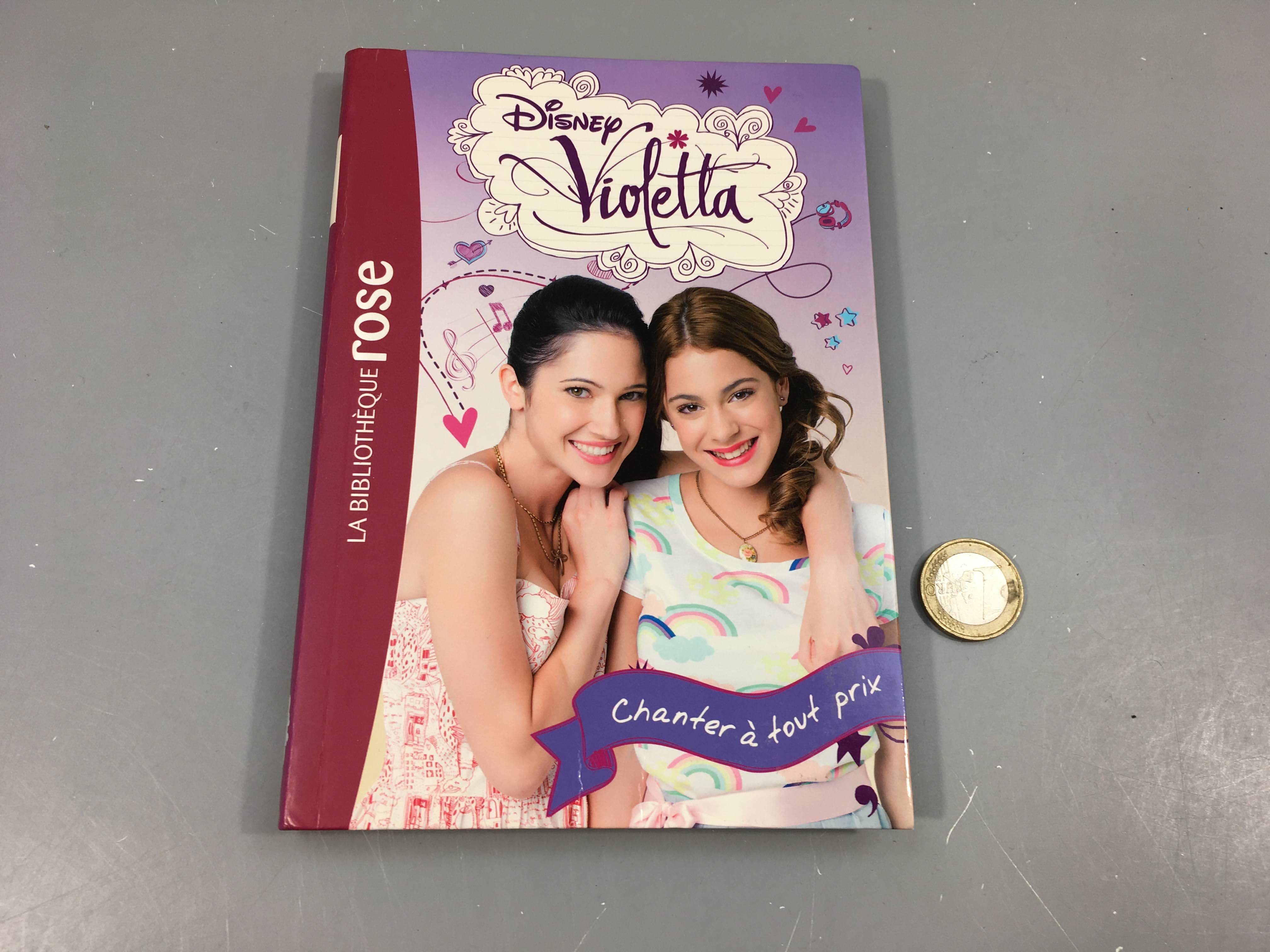 Chanter à tout prix, Violetta, La bibliothèque Rose